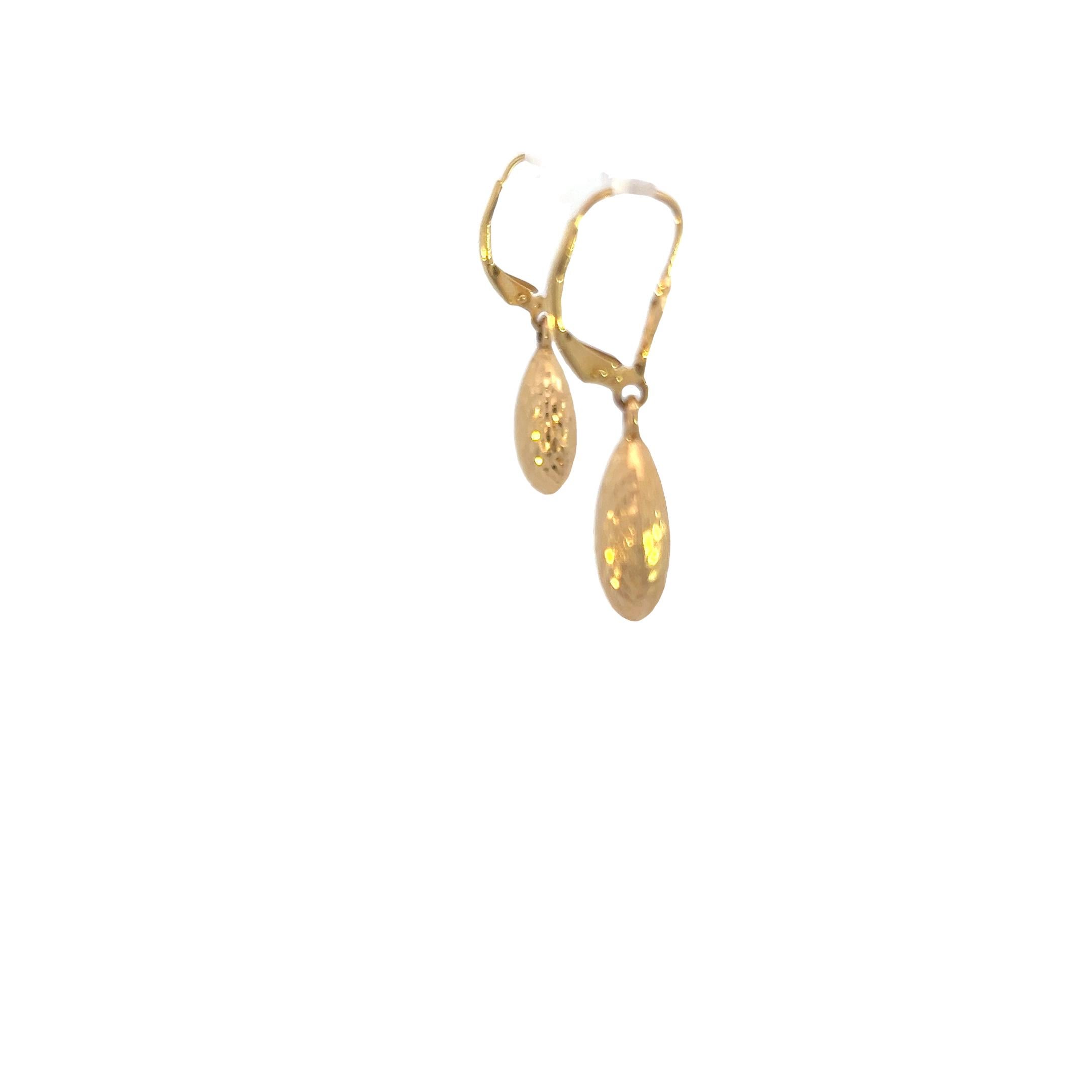 14K Yellow Gold Earrings 1.93g In Good Condition For Sale In South Bend, IN