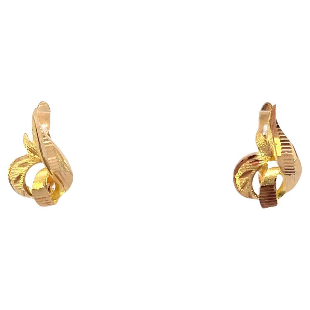 14k yellow Gold Earrings 2.25g For Sale