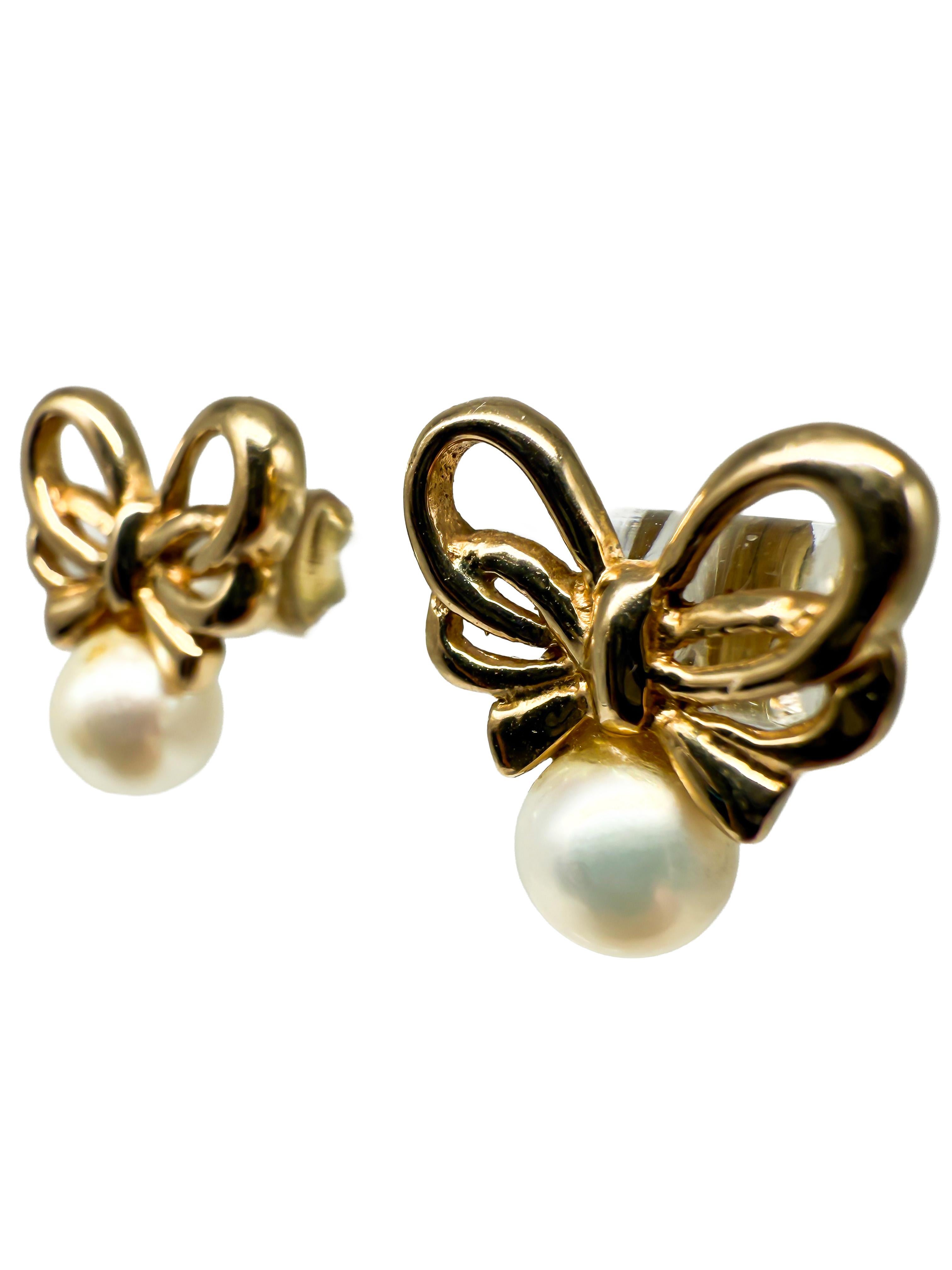 Moderno Orecchini in oro giallo 14K con perle in vendita