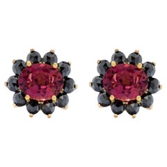 Boucles d
oreilles en or jaune 14k avec tourmalines roses - 3.00 ct et diamants noirs taillés en rose