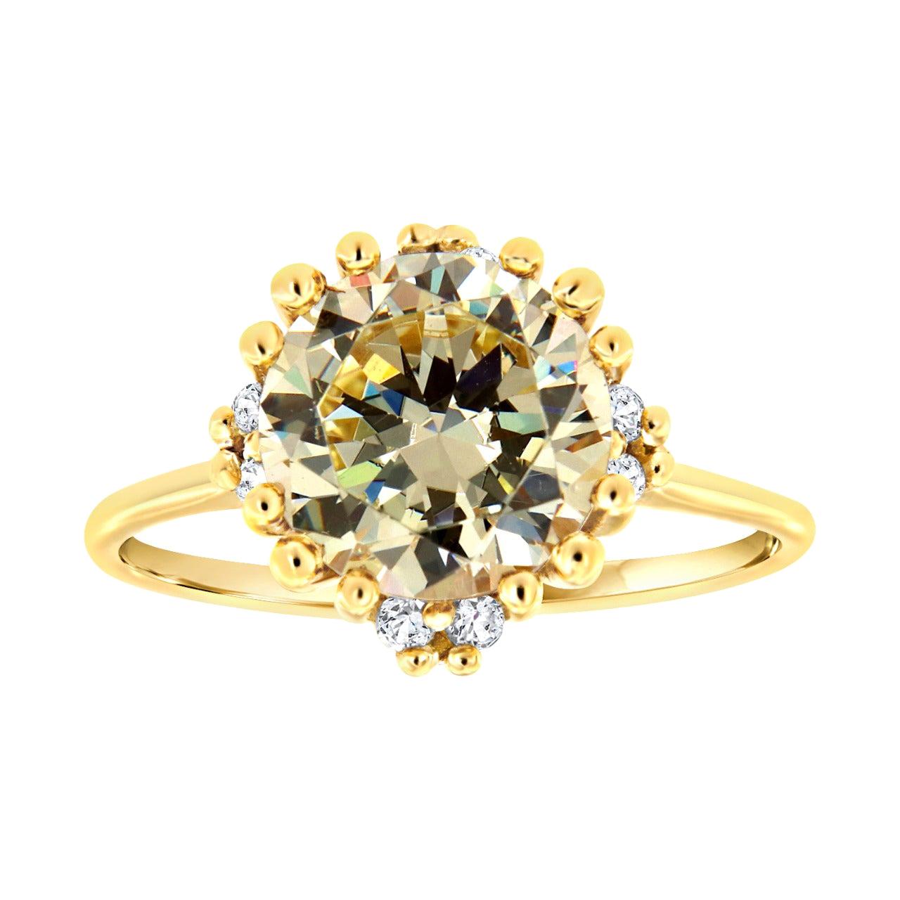14k Yellow Gold Earthy Light Yellow Moissonite and Diamond Ring 'Center 4.84 CT' For Sale