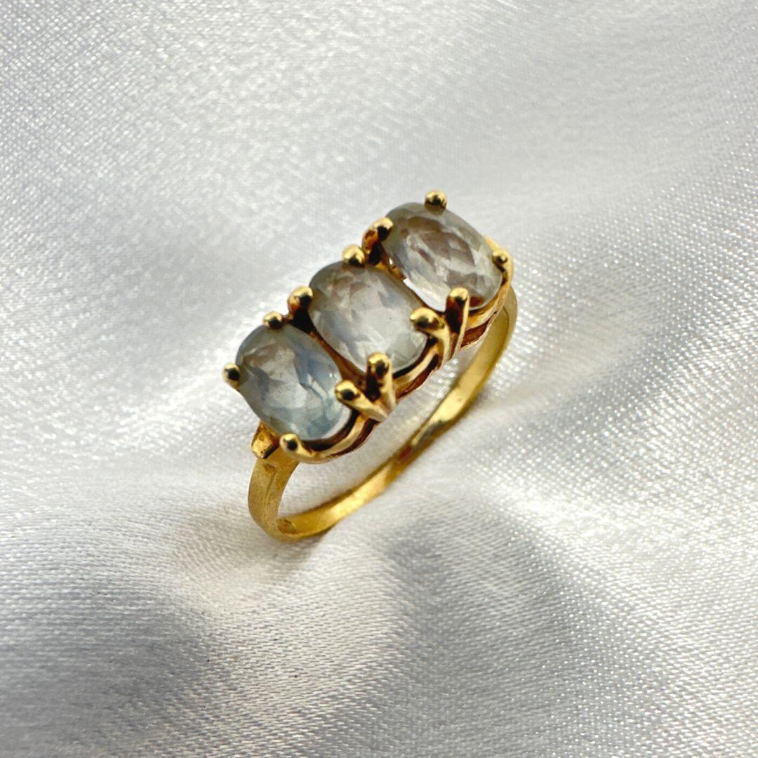 Oval Cut 14K Yellow Gold Edwardian cocktail Clear Crystal Ring Size 7 For Women For Sale
