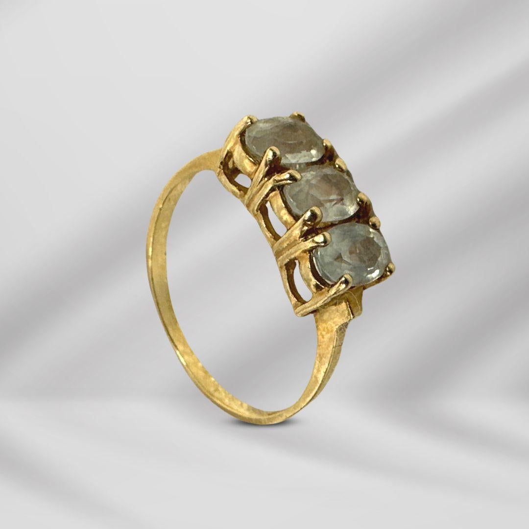 14K Yellow Gold Edwardian cocktail Clear Crystal Ring Size 7 For Women In Excellent Condition For Sale In Jacksonville, FL