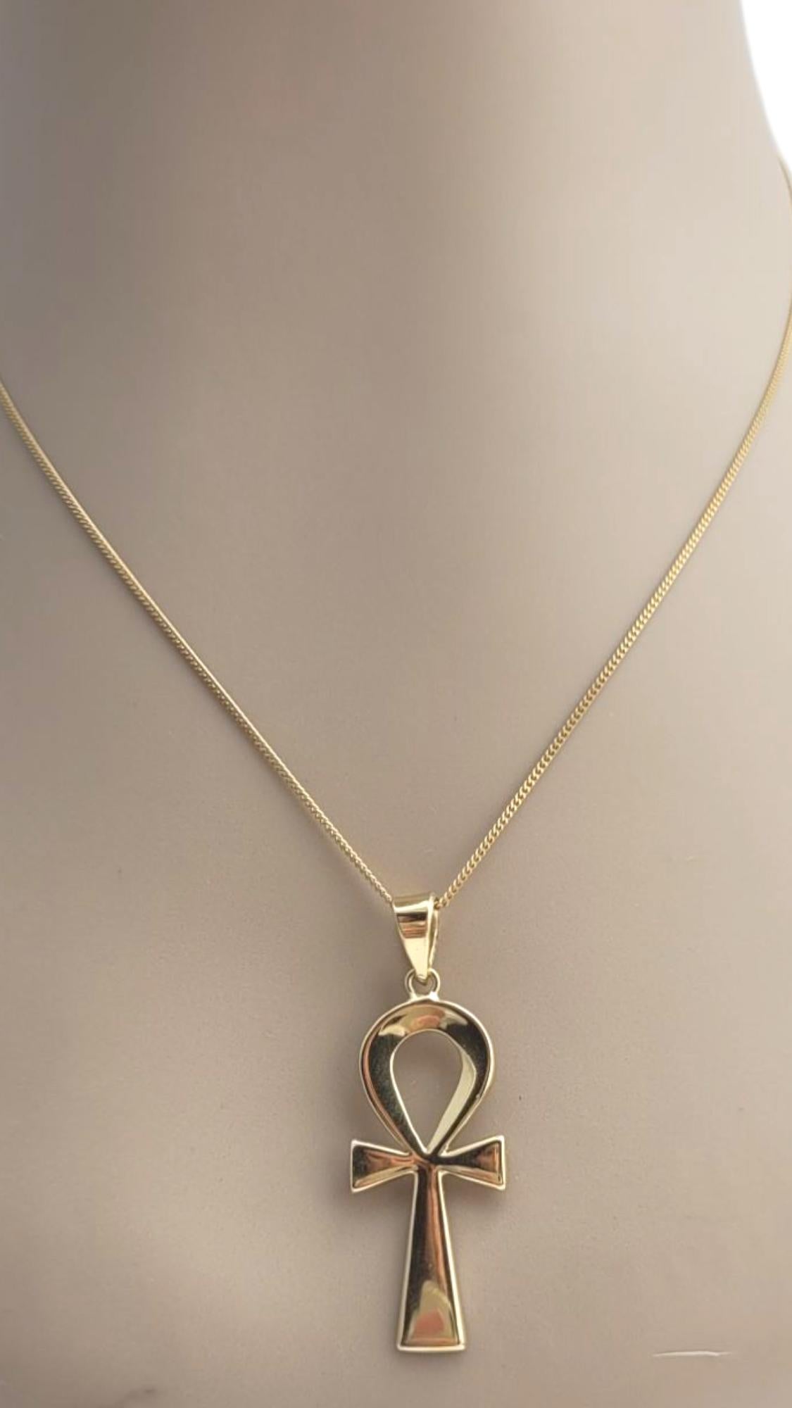 14K Yellow Gold Egyptian Ankh Pendant #21070 For Sale 1