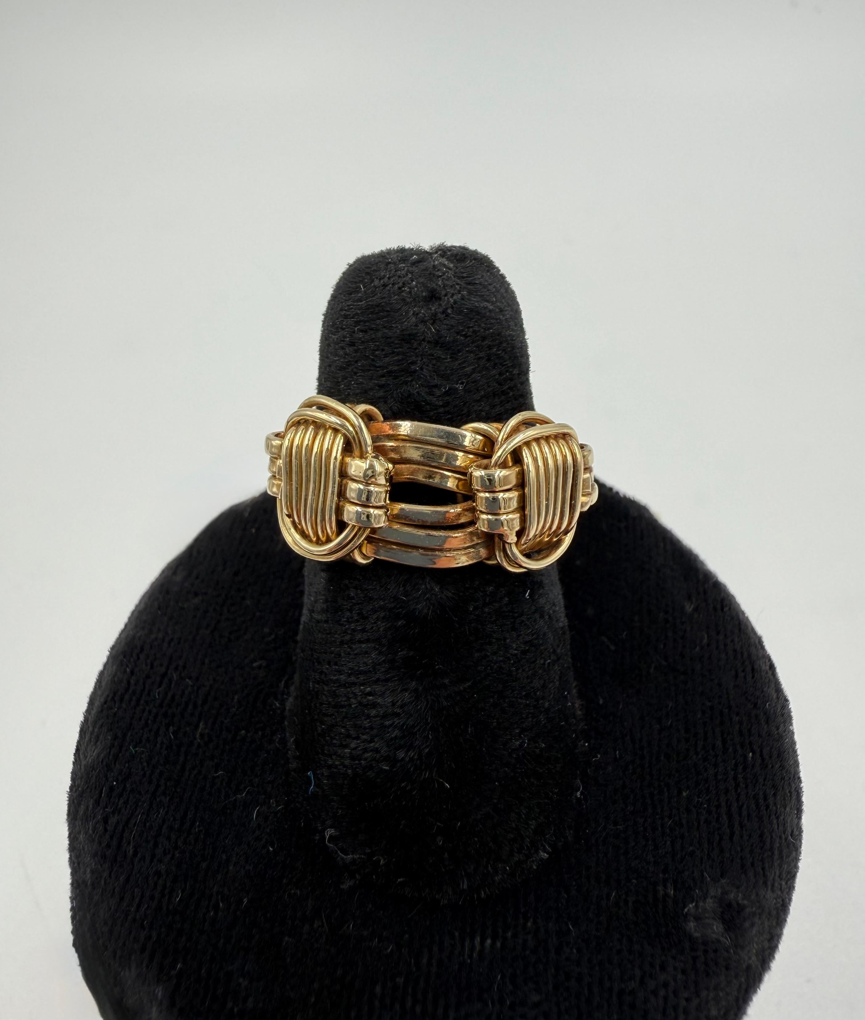 Bague en or jaune 14k cheveux d'éléphant Circa 1970 Taille 5.25 Unisexe en vente