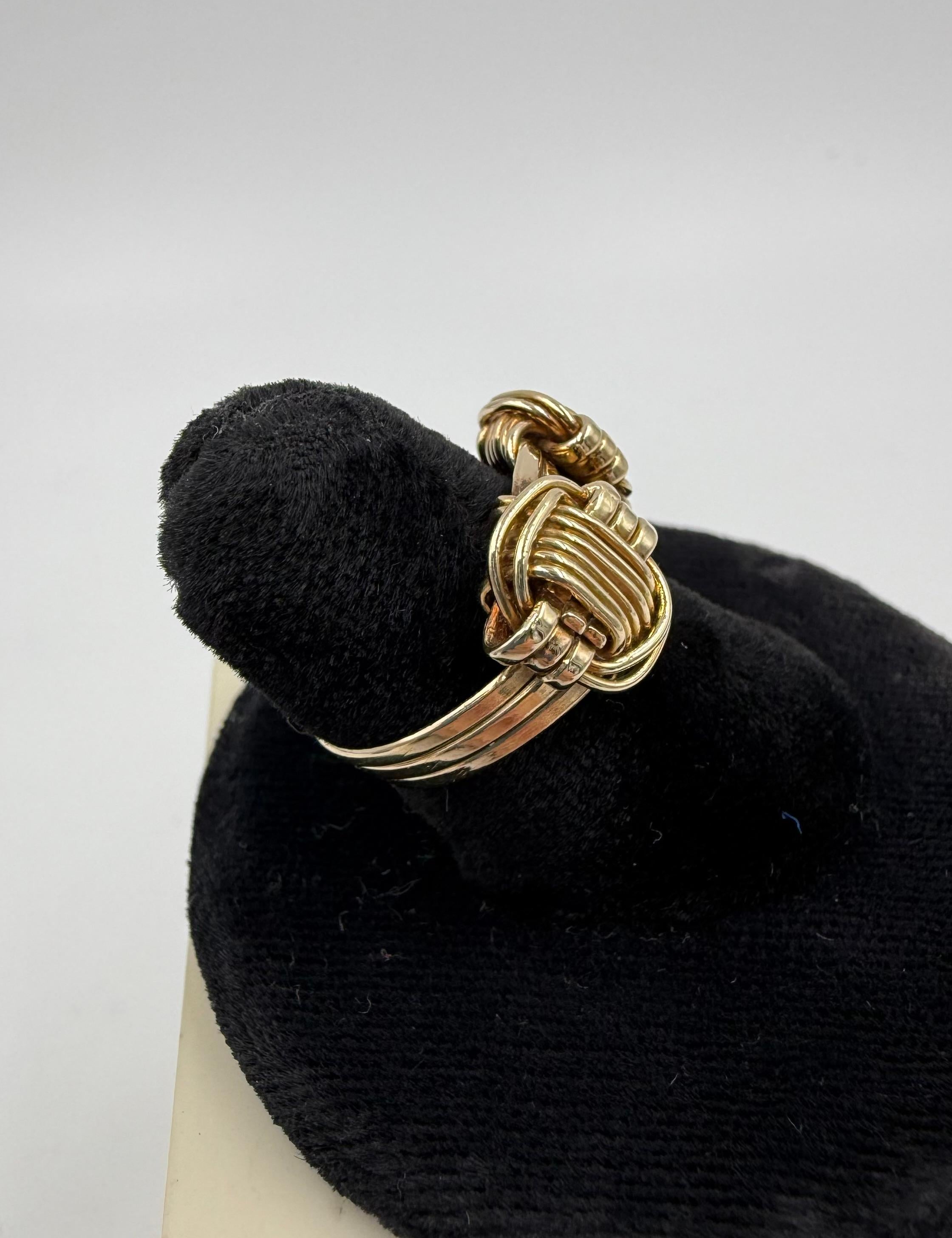 Bague en or jaune 14k cheveux d'éléphant Circa 1970 Taille 5.25 en vente 2