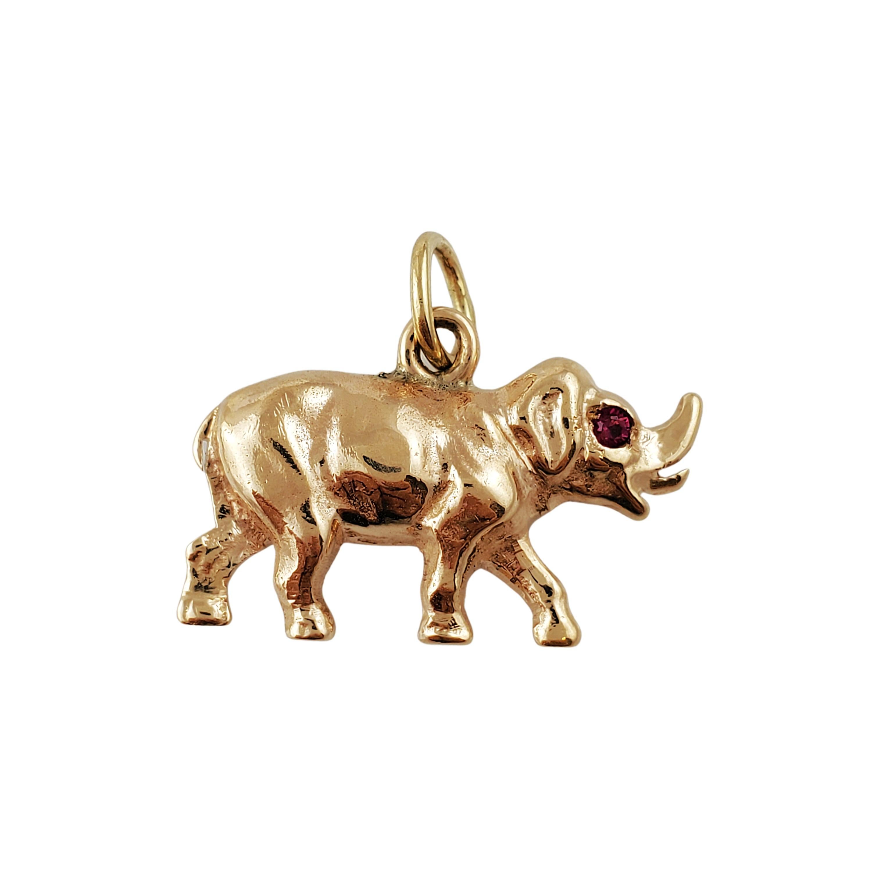 14K Yellow Gold Elephant Pendent

Beautiful 3D elephant pendent is crafted in 14k yellow gold and features simulated red ruby stones as eyes.

Size: 21mm X 14mm

Weight: 5.9 gr ./ 3.7 dwt

Hallmark: 14K

Very good condition, professionally