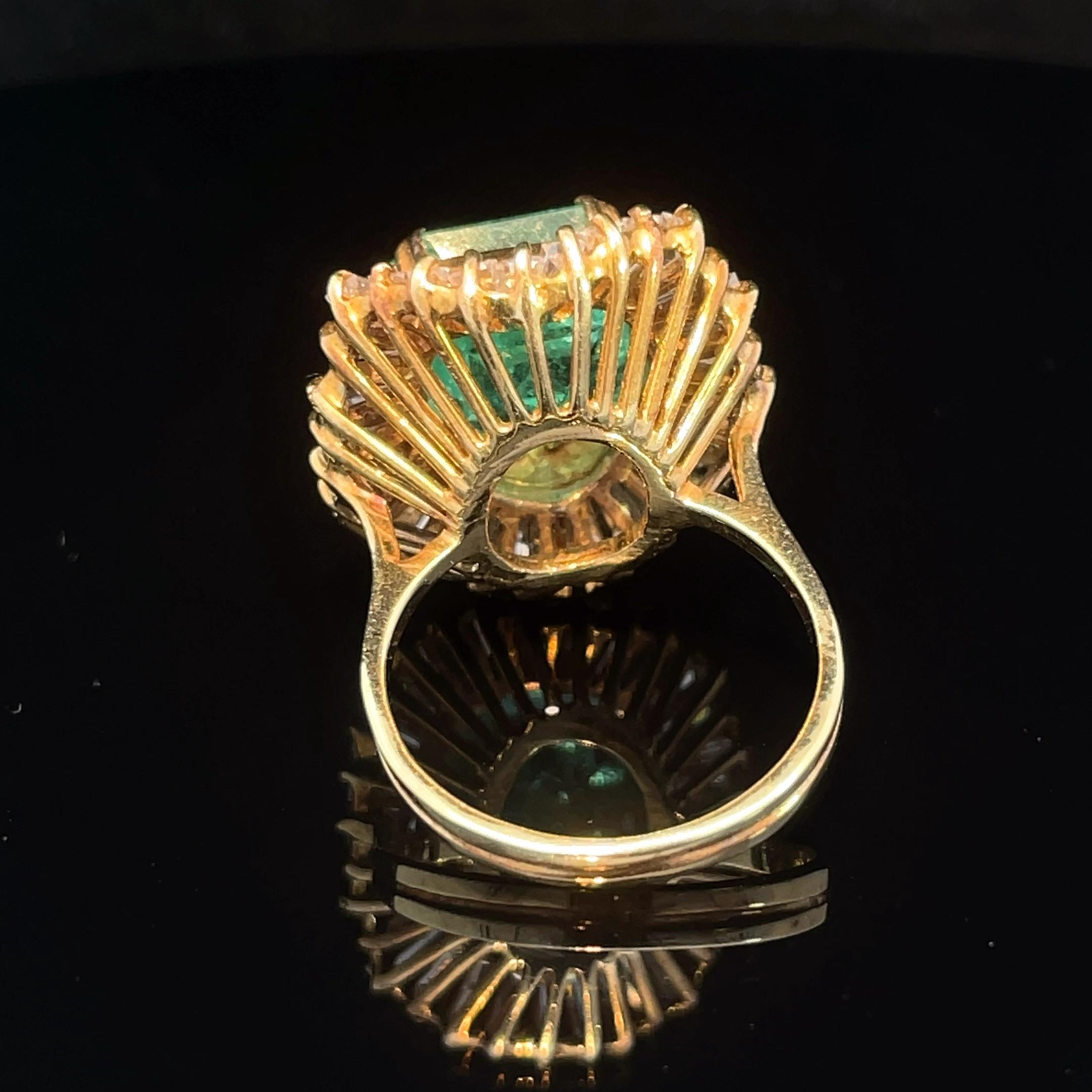 Bague ballerine en or jaune 14 carats, émeraude et diamants en vente 1