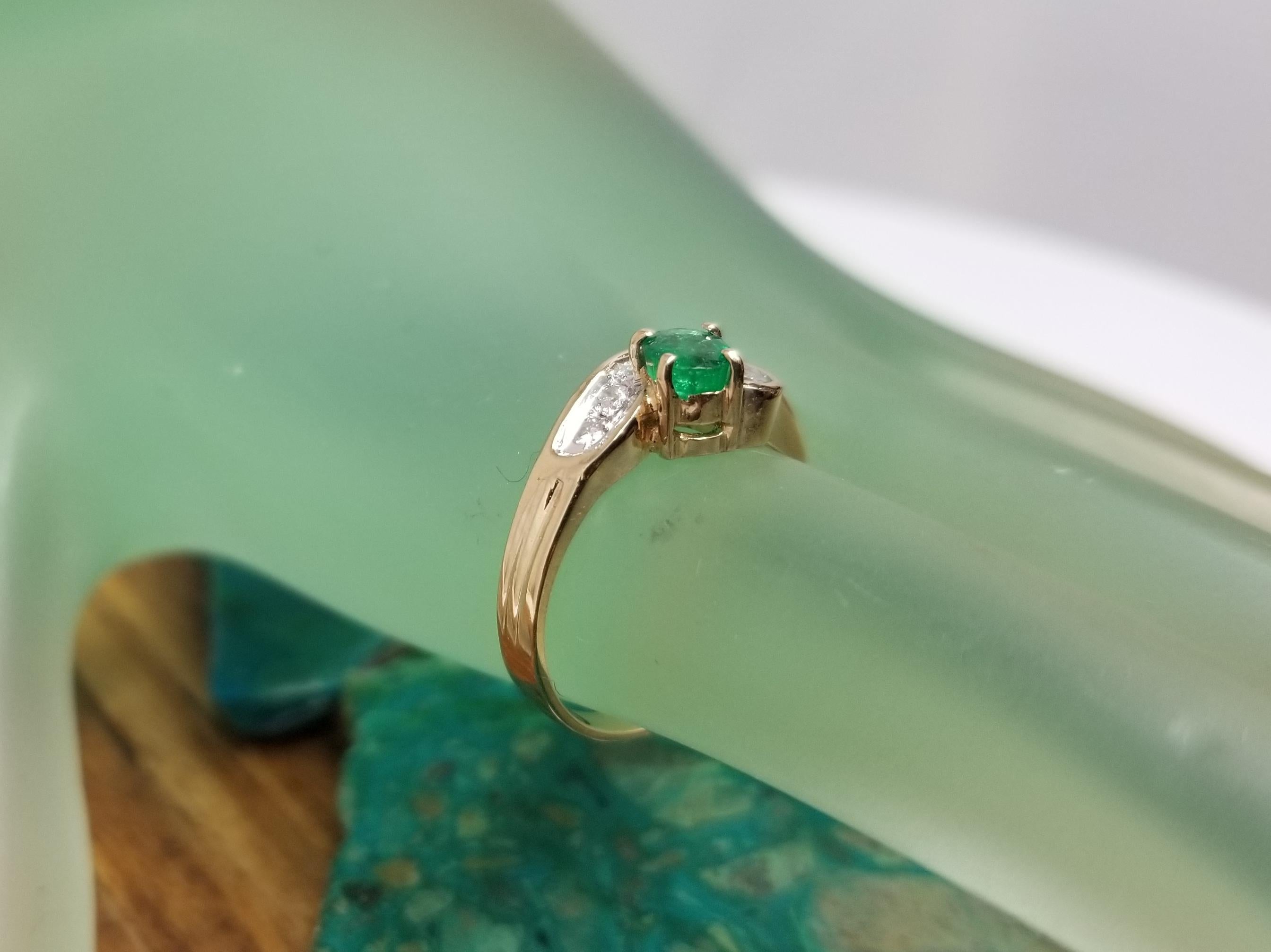 14 Karat Yellow Gold Emerald and Diamond Cocktail Ring For Sale 2