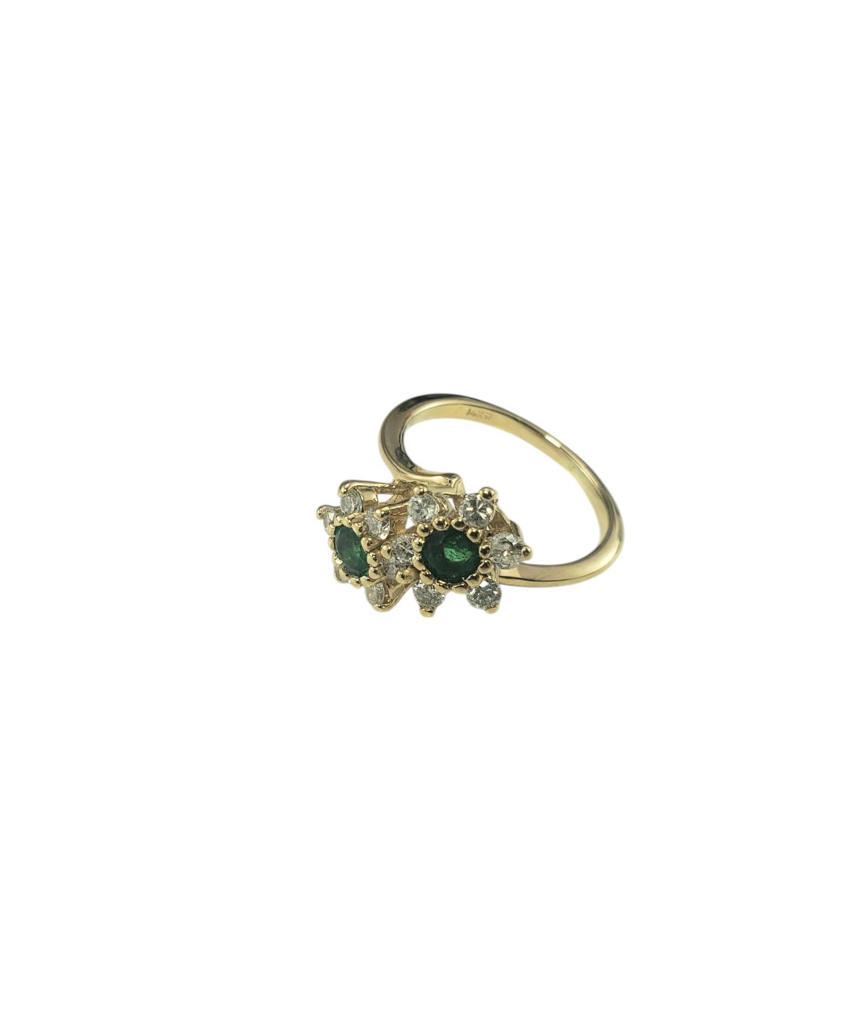 Contemporain Bague fleur en or jaune 14 carats, émeraude et diamant taille 5,5 n° 19726 en vente
