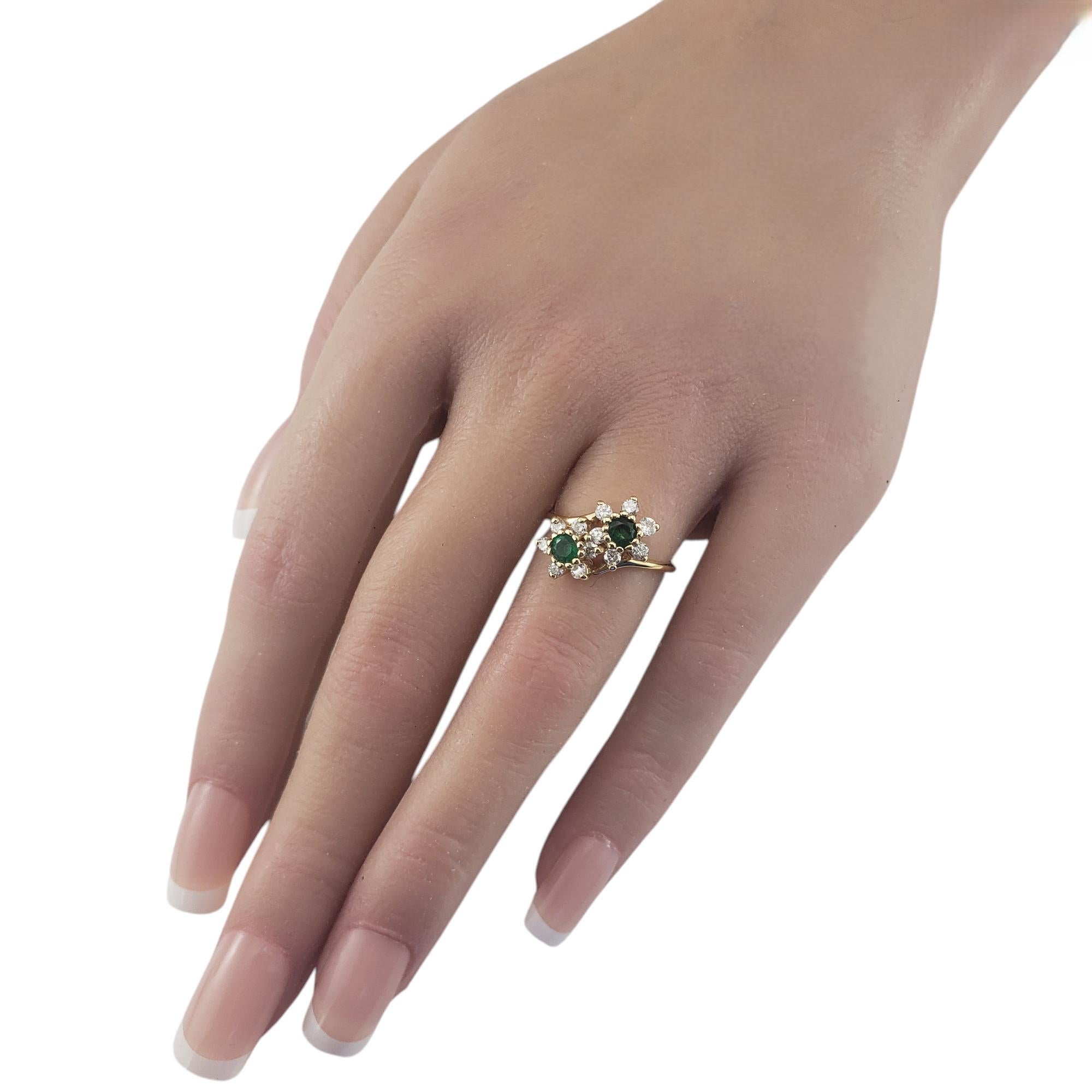 Bague fleur en or jaune 14 carats, émeraude et diamant taille 5,5 n° 19726 Pour femmes en vente