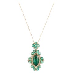 Collana con ciondolo di smeraldo e diamante in oro giallo 14K con smeraldo ovale da 2,50 ct.