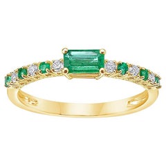 14K Yellow Gold Emerald and Diamond Ring with 5x3 Center Stone 