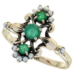 14K Yellow Gold Emerald and Pearl Vintage Style Floral Three Stone Ring