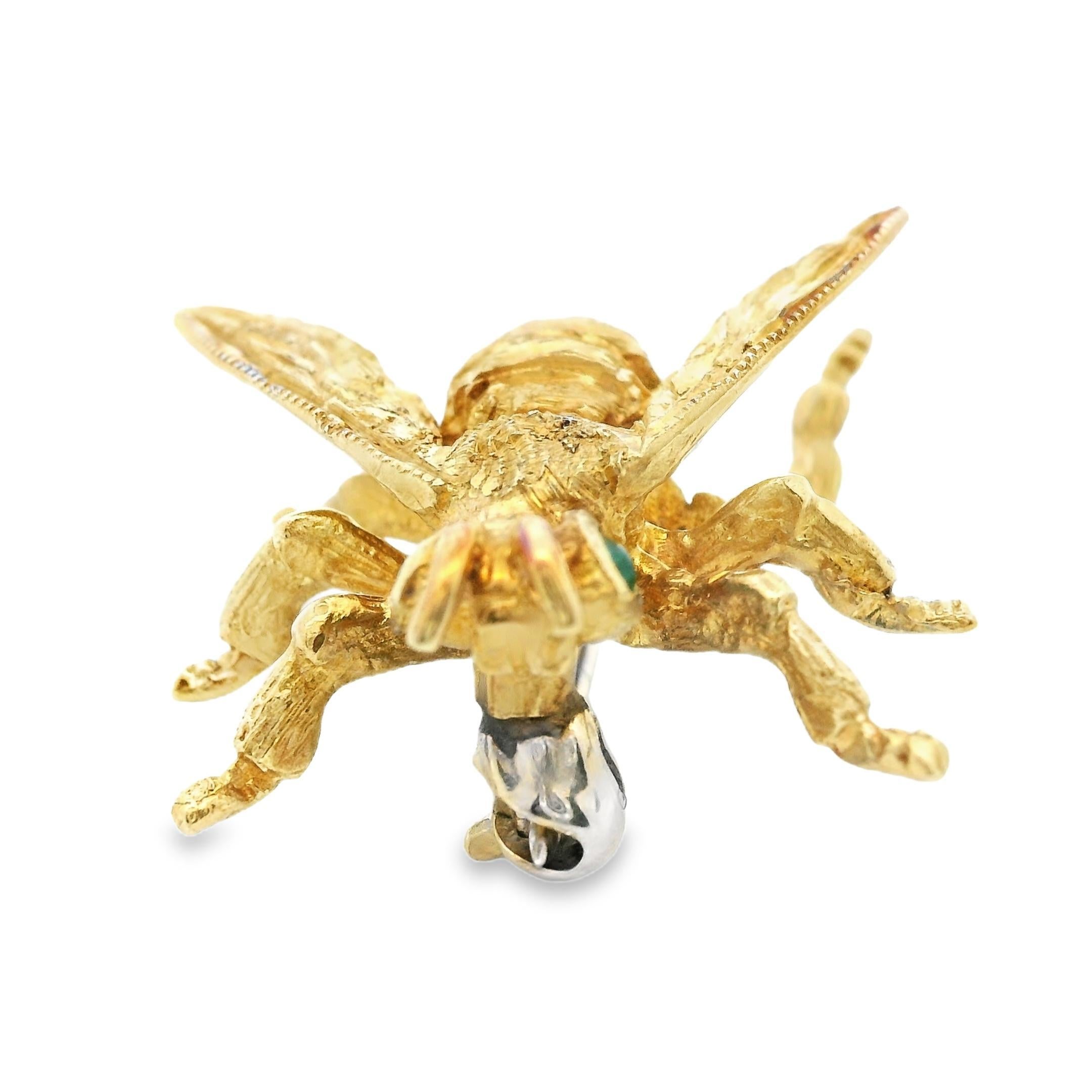 14k Gelbgold & Smaragd Bienenbrosche (Rundschliff) im Angebot