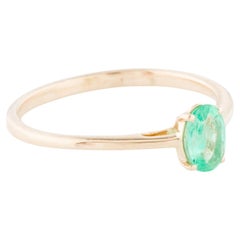 Anillo de cóctel de esmeralda de oro amarillo de 14 quilates talla 7 con óvalo modificado de 0,37 quilates