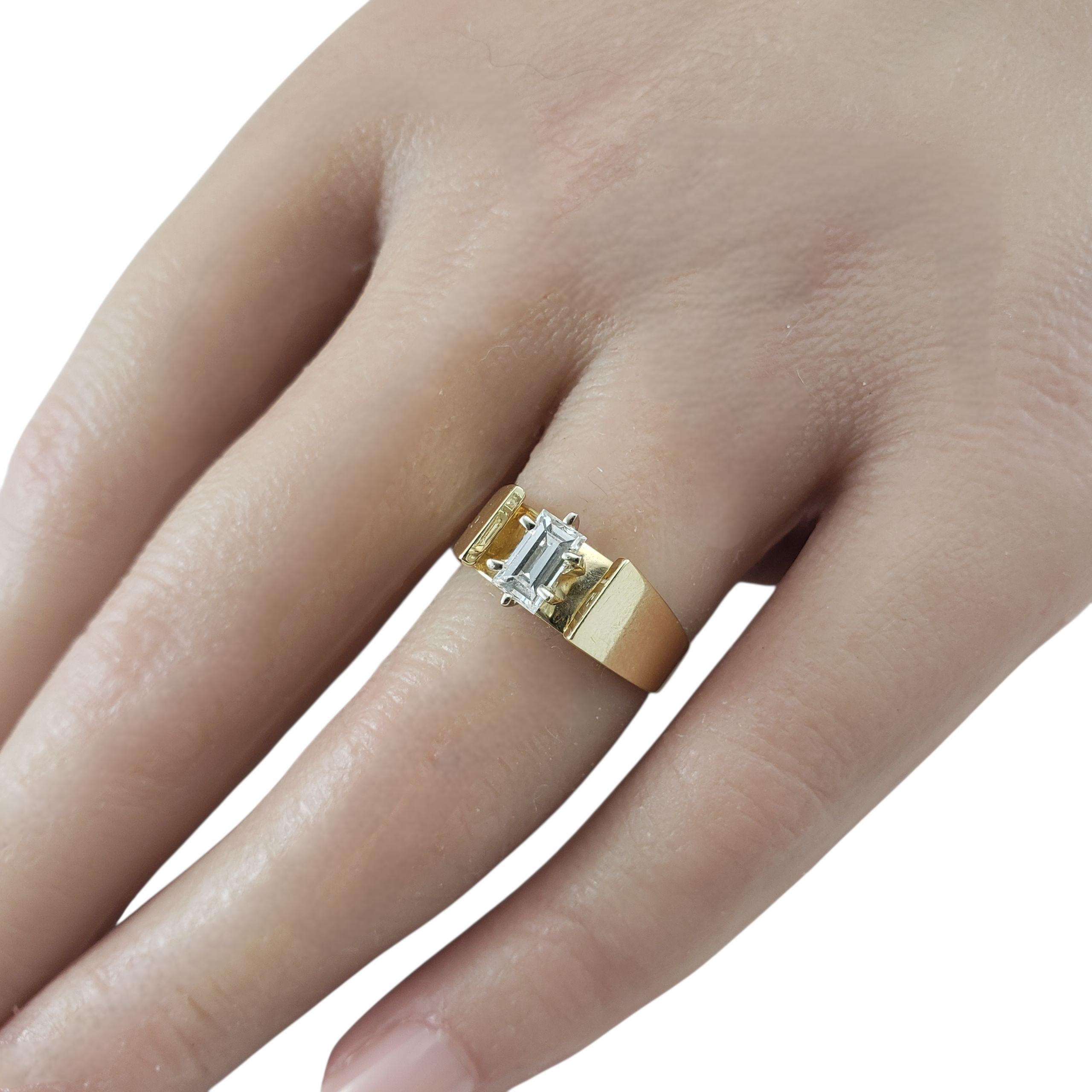 Anillo de compromiso de oro amarillo de 14 quilates con diamantes talla esmeralda talla 6.5 #23188 en venta 2