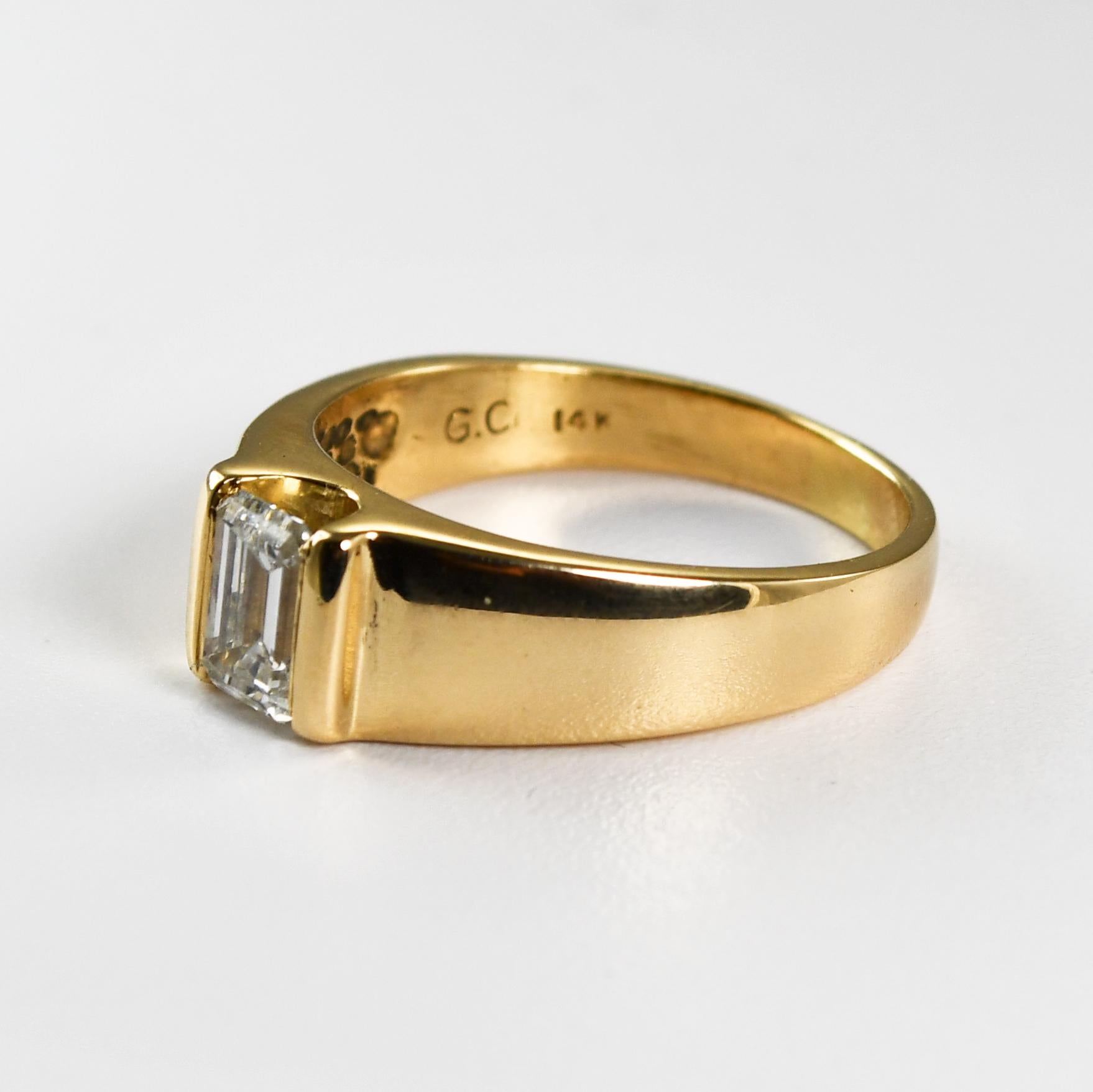 14K Yellow Gold Emerald Cut Diamond Ring 0.75ct For Sale 2