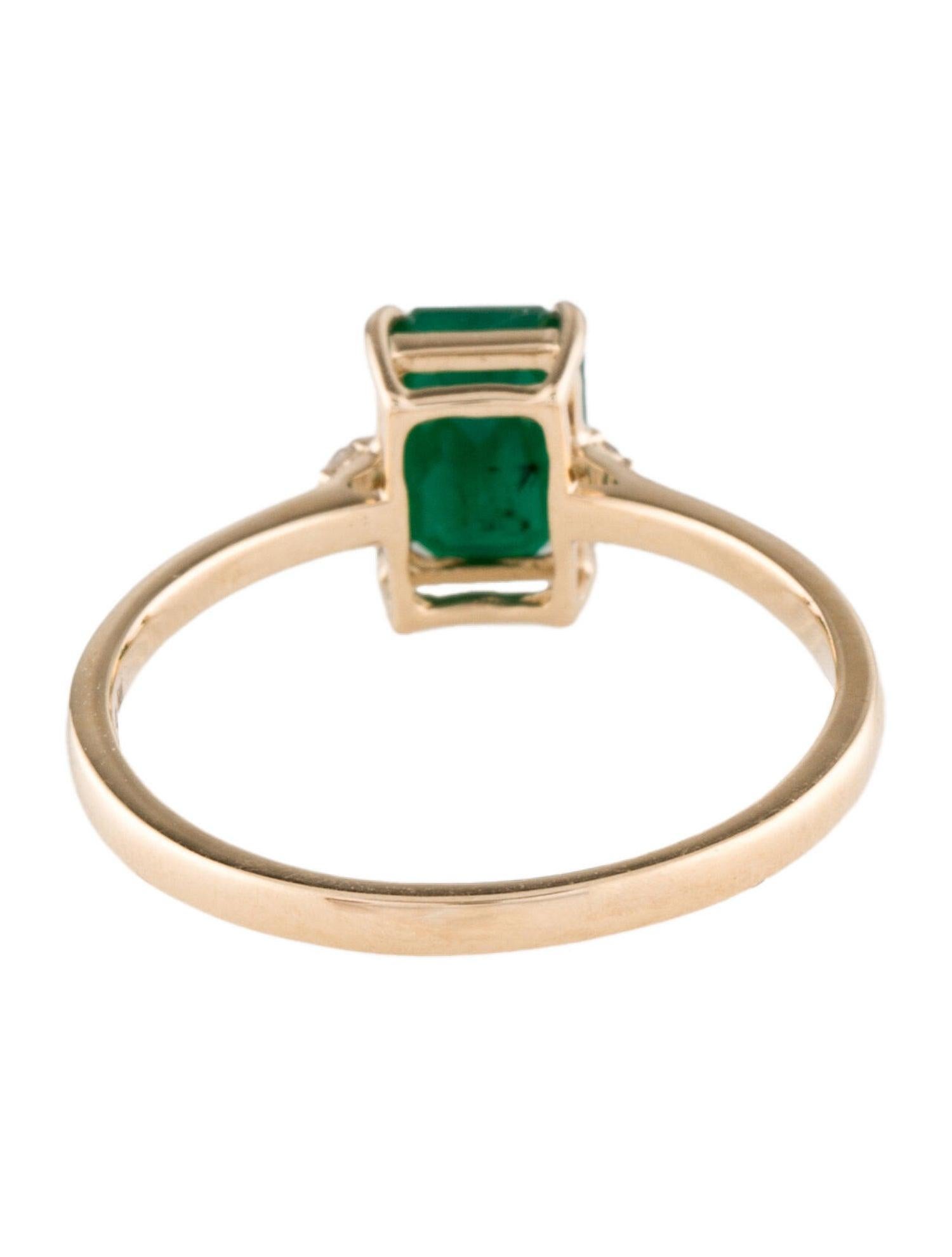 Women's 14K Yellow Gold Emerald Cut Emerald & Diamond Cocktail Ring Size 7 For Sale