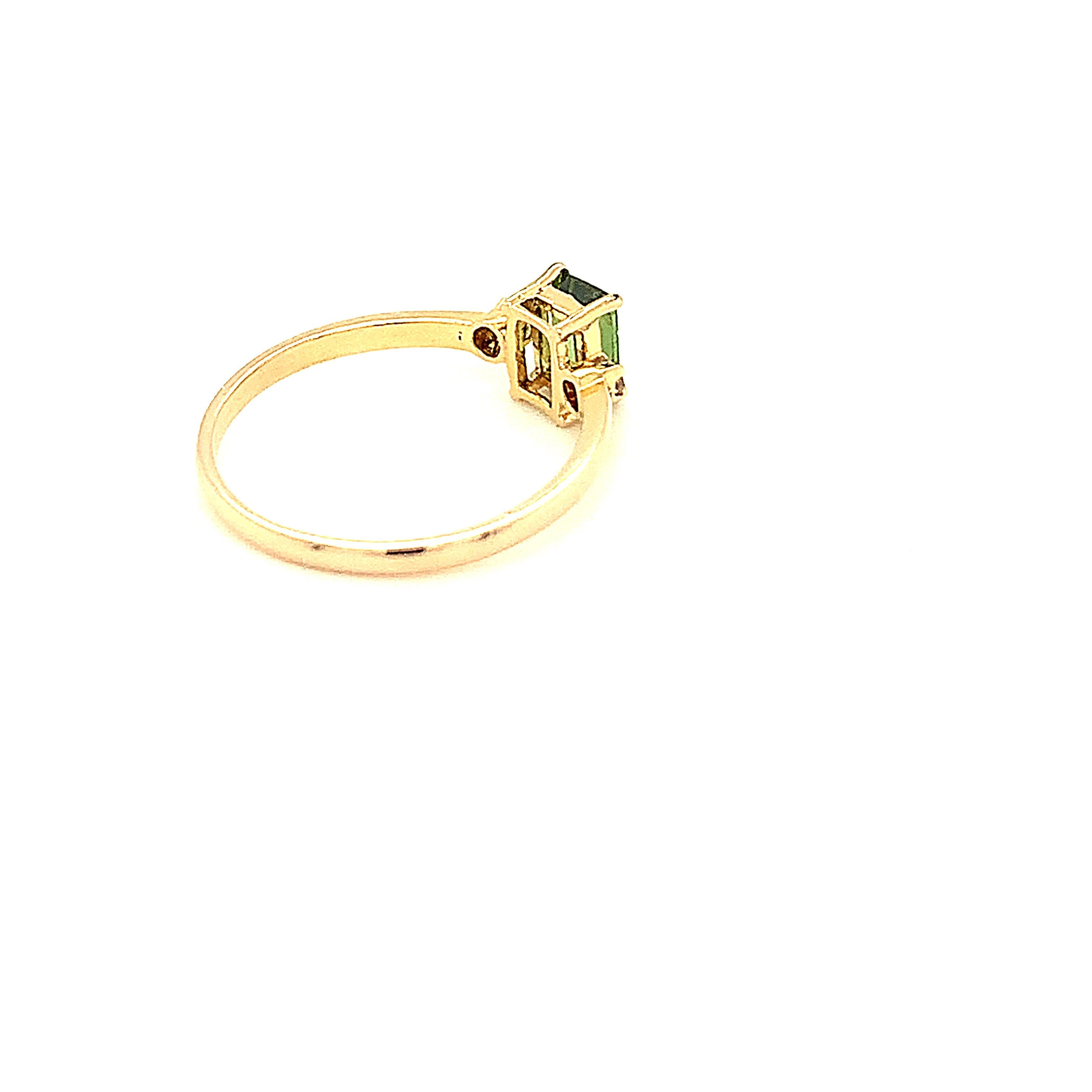 14K Yellow Gold Emerald Cut Green Tourmaline and Diamond Ring For Sale 8