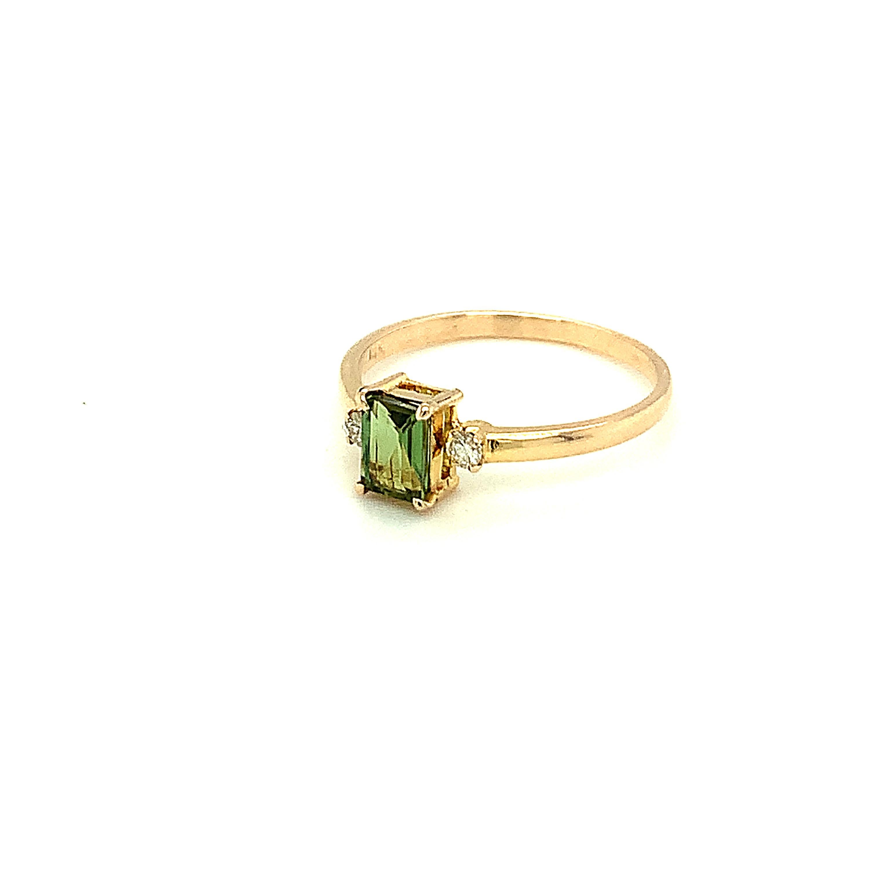 14K Yellow Gold Emerald Cut Green Tourmaline and Diamond Ring For Sale 9