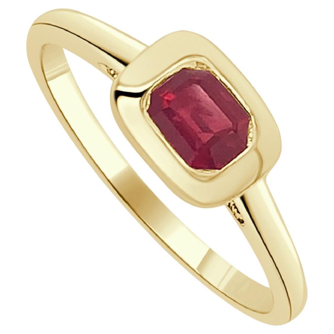 14k Yellow Gold & Emerald-Cut Red Ruby Emerald Ring 0.65 CTTW For Sale