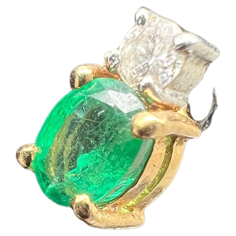 14k Yellow Gold Emerald Cz Stud Earrings For Sale at 1stDibs