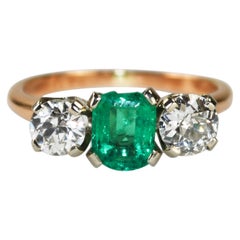 14K Yellow Gold Emerald
Diamond Cocktail Ring 3.4g 14K Yellow Gold Emerald
Diamond Cocktail Ring 3.4g