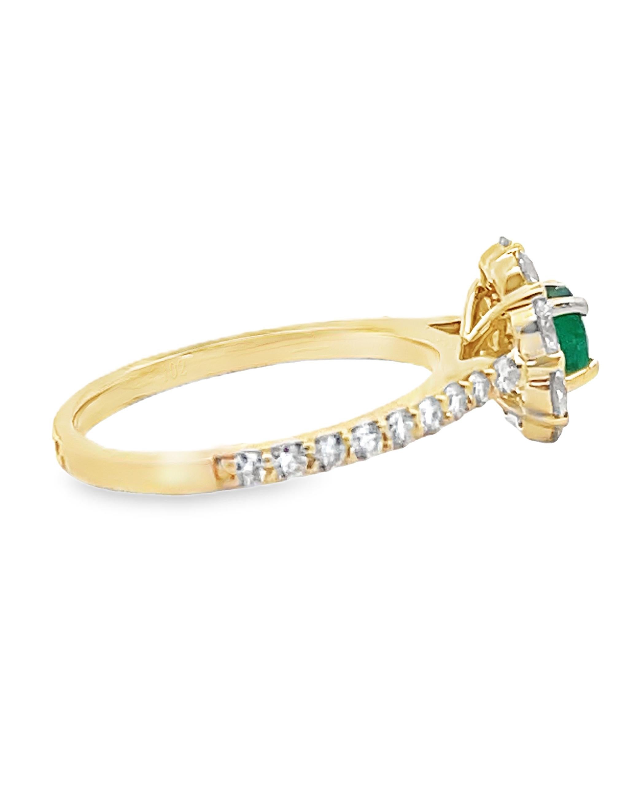 Round Cut 14K Yellow Gold Round Emerald & Diamond Floral Halo Ring For Sale