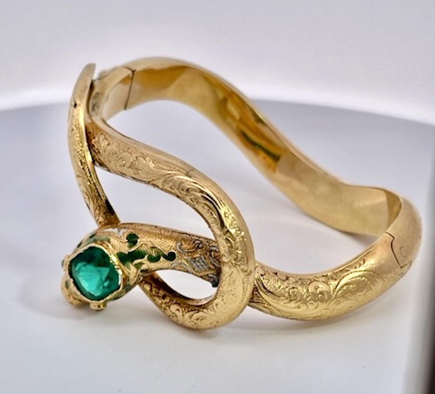 Women's 14K Yellow Gold Emerald Head Chased Snake Bracelet For Sale