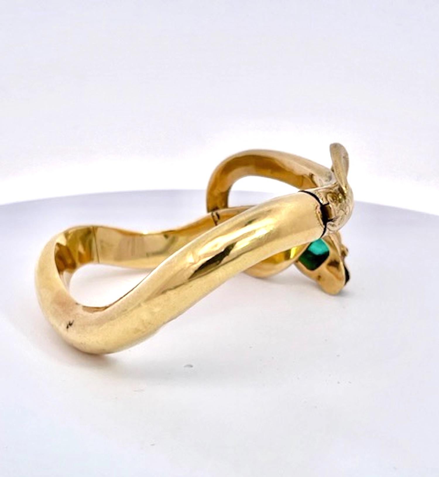 14K Yellow Gold Emerald Head Chased Snake Bracelet For Sale 1