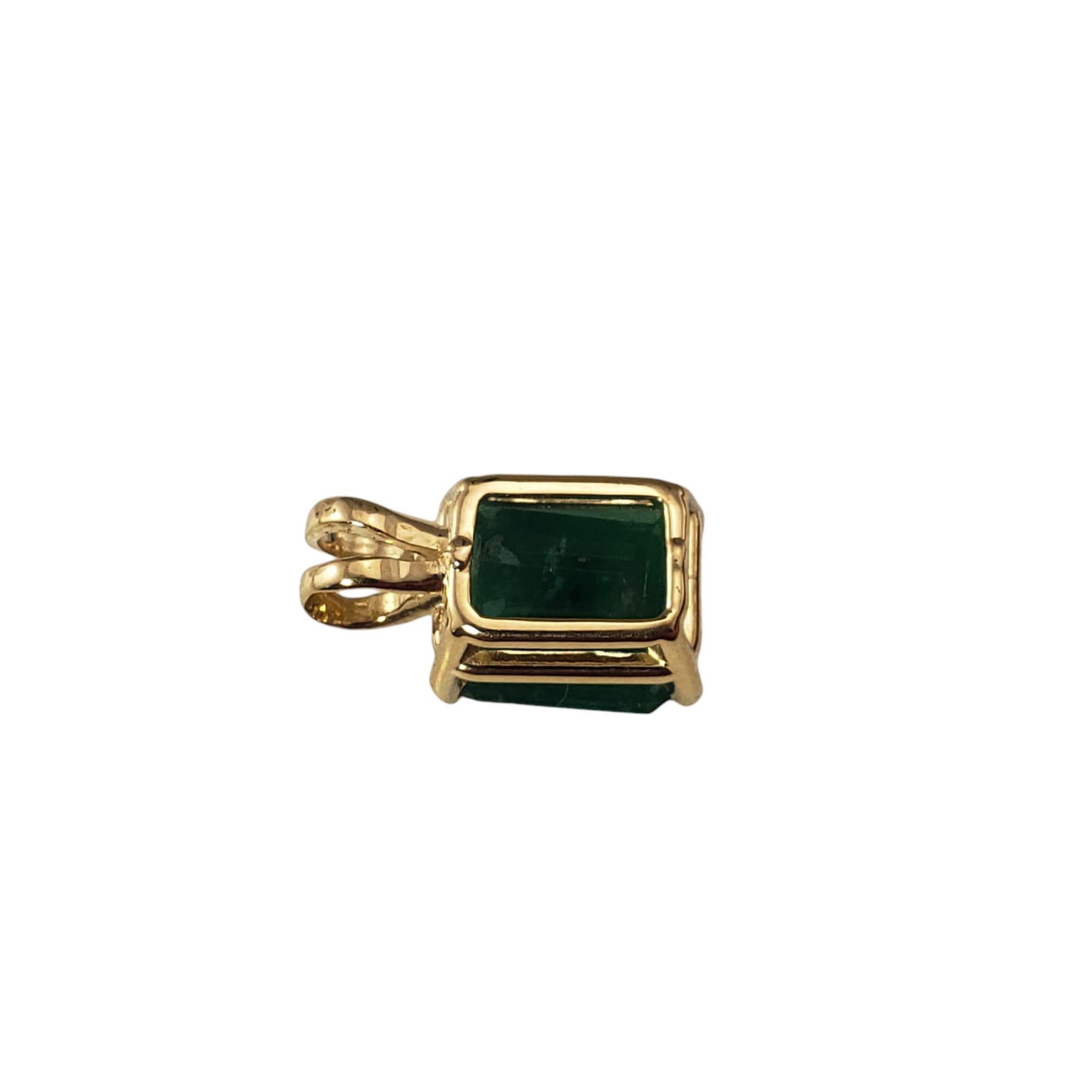 Pendentif en or jaune 14K émeraude 2.0cts.  #17205 Bon état - En vente à Washington Depot, CT