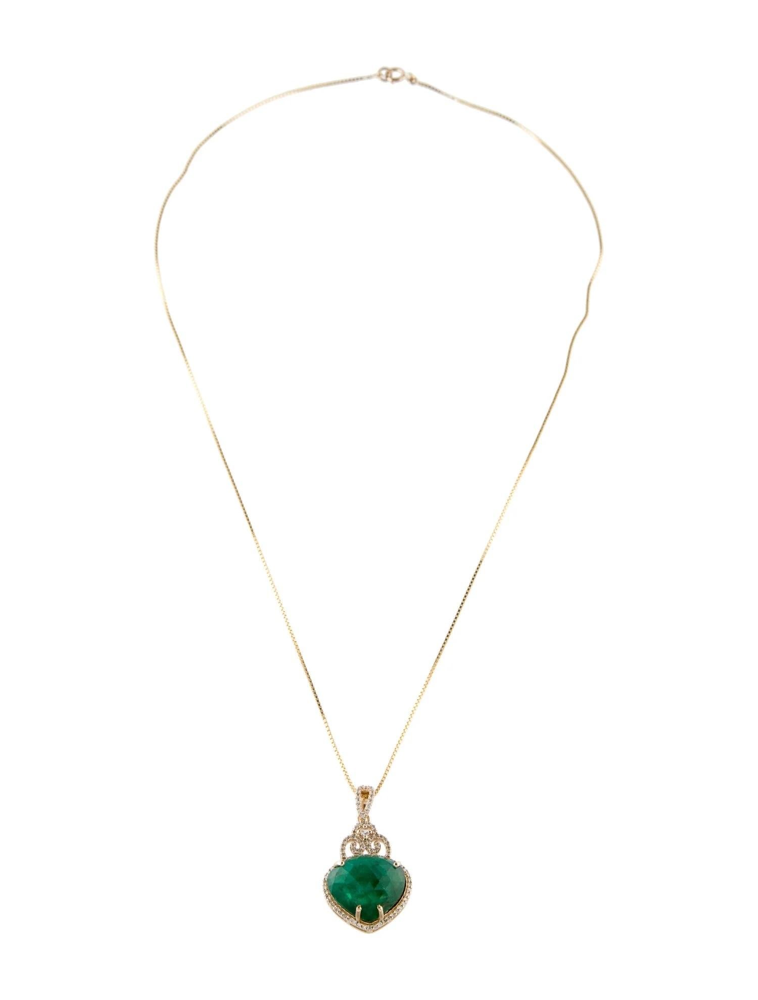 Artiste Collier pendentif en or jaune 14K à émeraudes, saphirs et diamants, diamants ronds et brillants Sa en vente