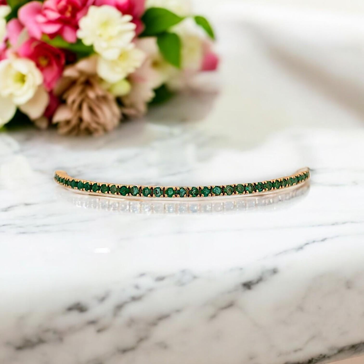 Laurel  14K Yellow Gold Emerald Tennis Bracelet  2.5 CT Natural Round Emeralds In New Condition For Sale In Greeneville, TN