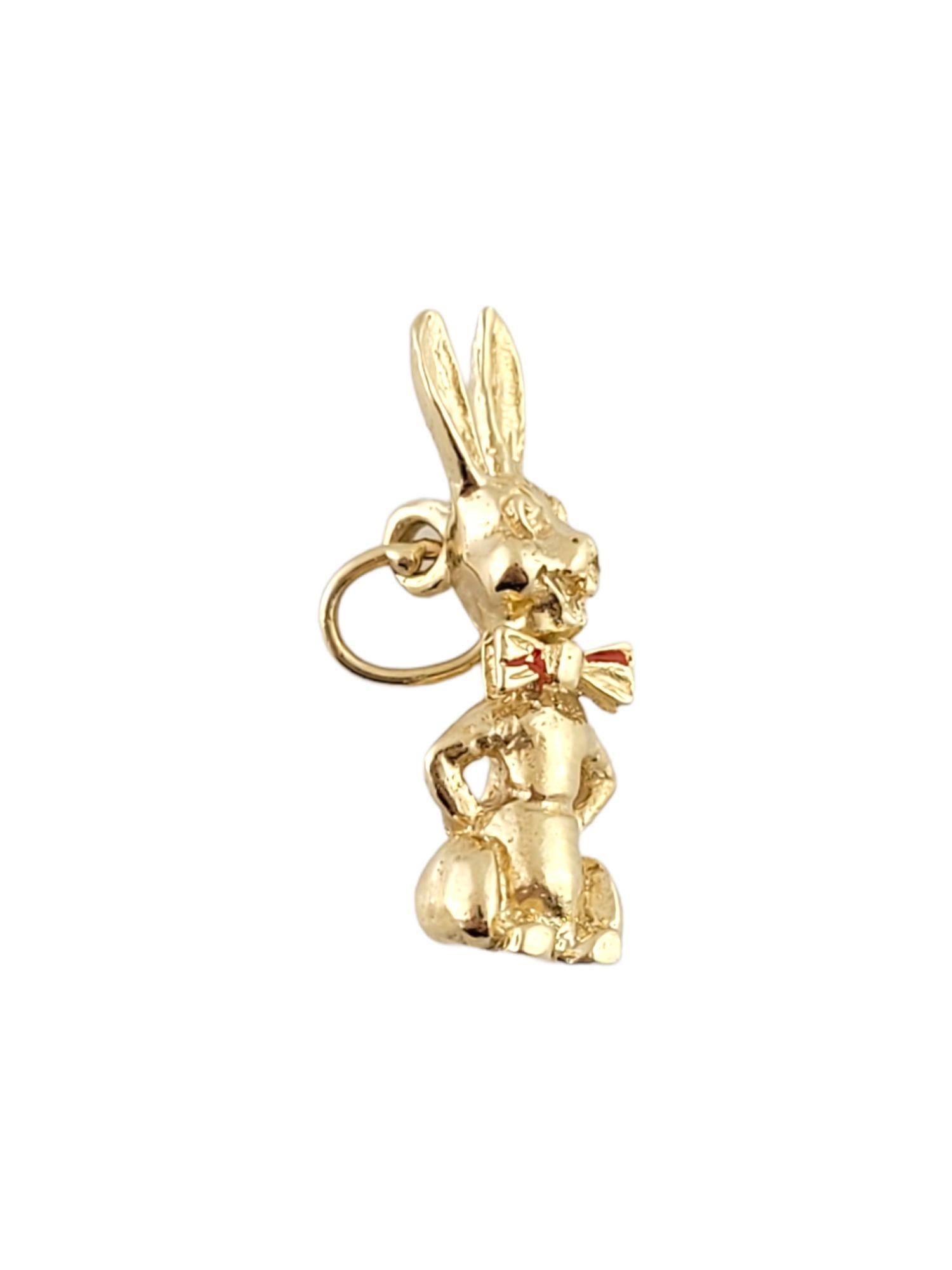 14k Yellow Gold Enamel Bunny Rabbit Charm In Good Condition For Sale In Washington Depot, CT