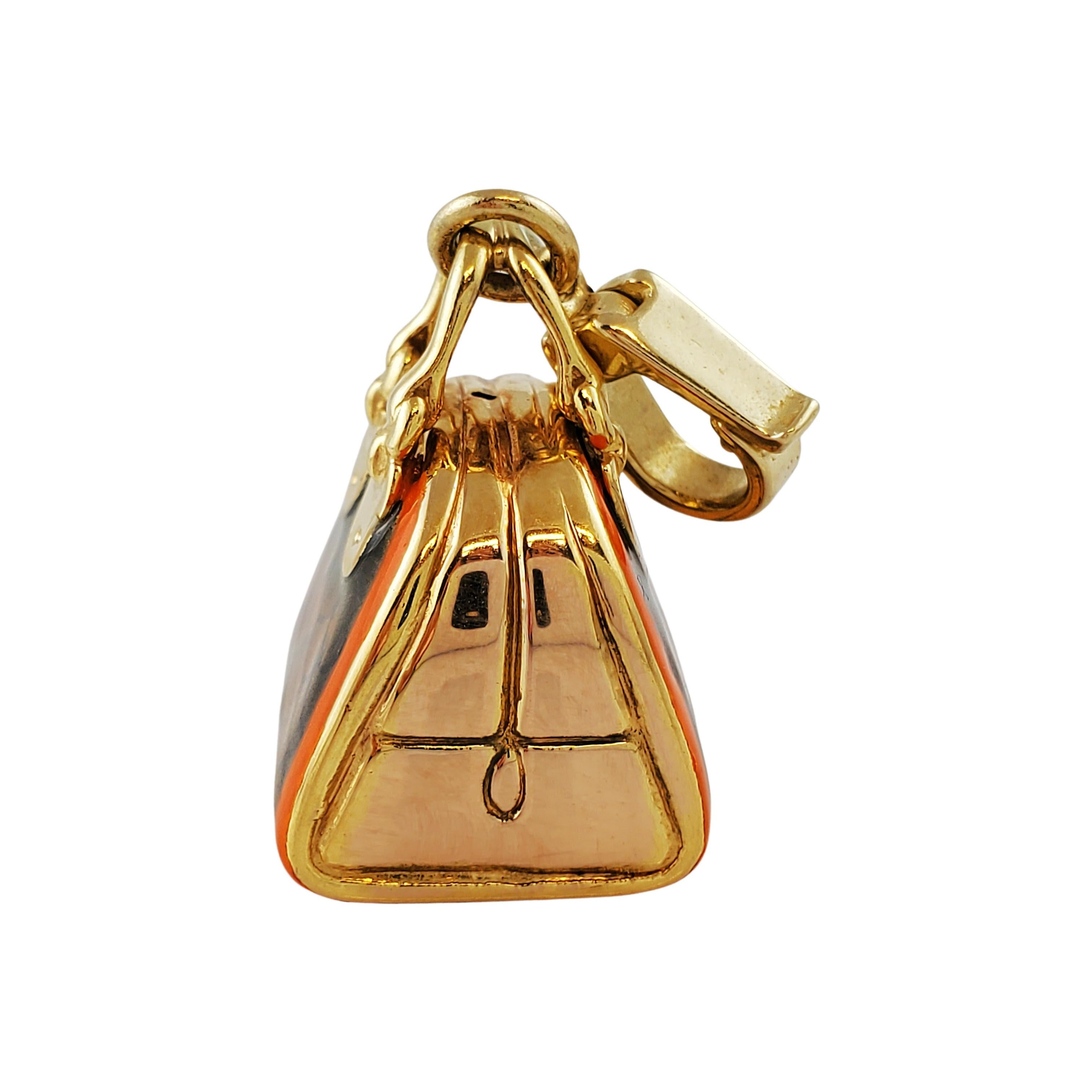 14K Yellow Gold Enamel Purse Charm

This adorable 3D purse charm is crafted in 14k yellow gold with exquisite detailing in the enamel of a fish scale pattern that shimmers with glitter. Perfect for the fashionista in your life!

Size: 21mm X