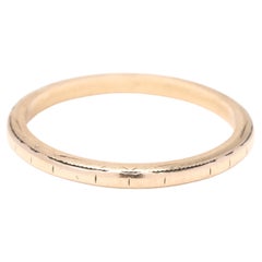 14K Gelbgold gravierter Ring, Ring Größe 4,75, stapelbar, Ehering