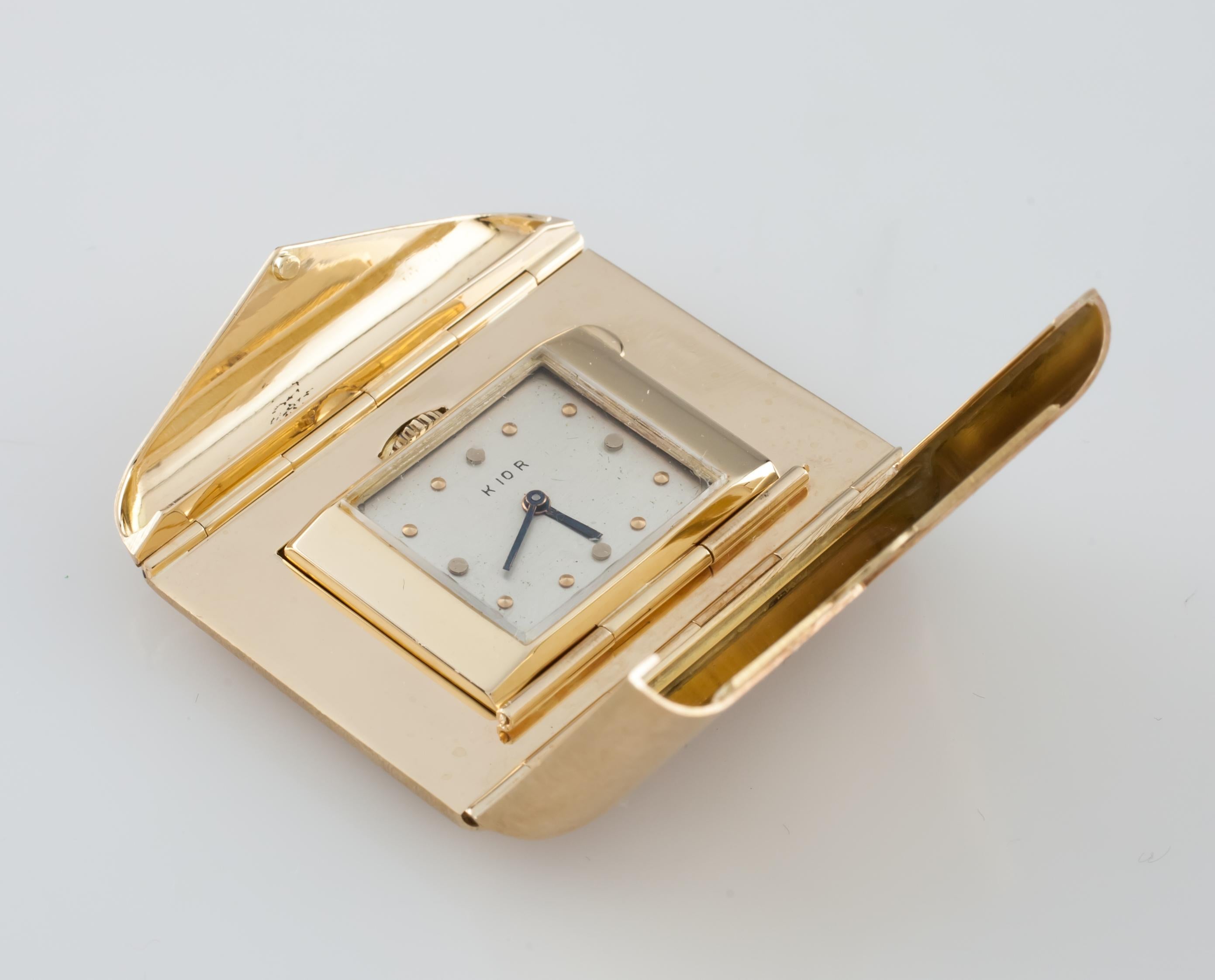 ¡Reloj de bolsillo de sobre de oro amarillo de 14 quilates de Kior! ¡Gran pieza vintage! Moderno en venta