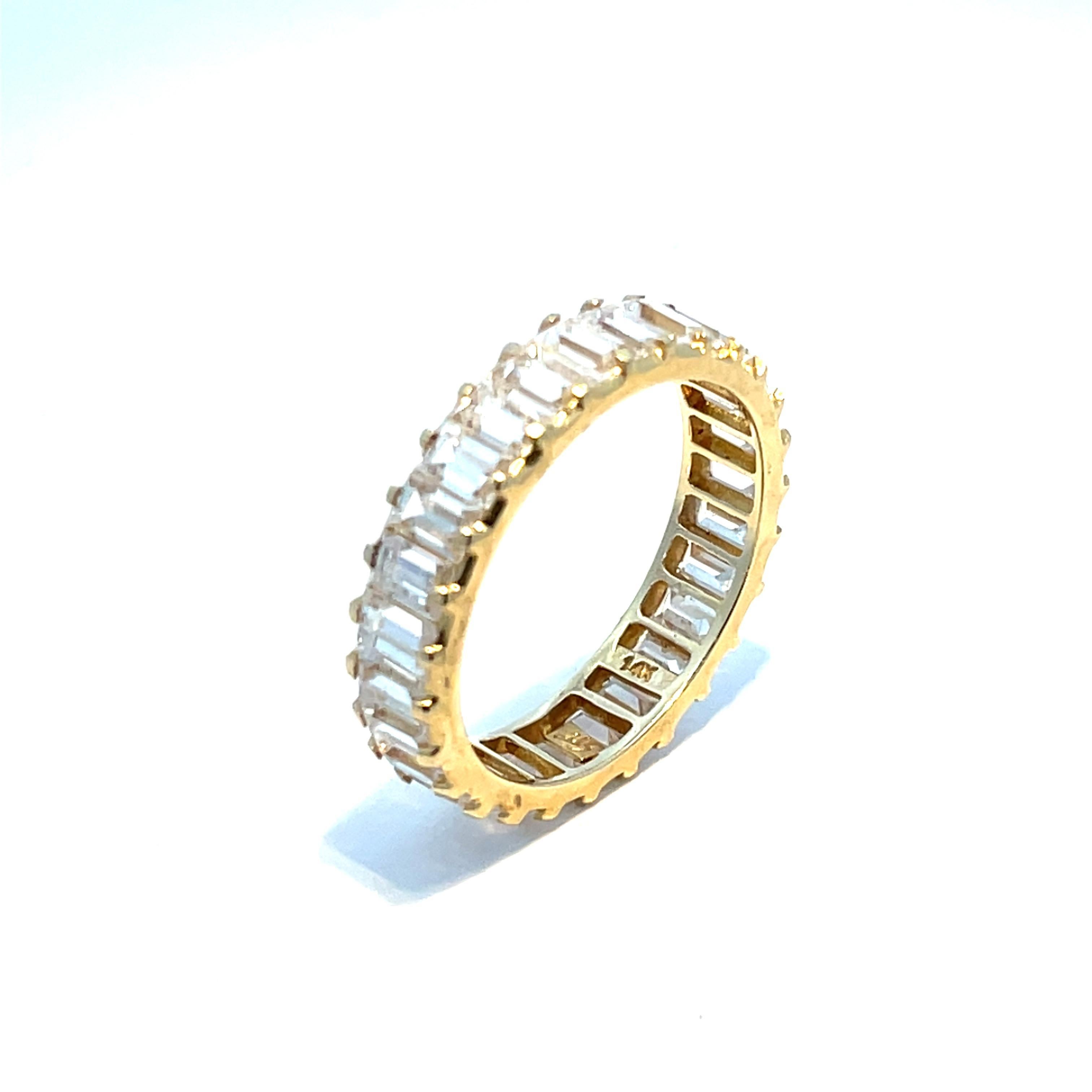 Moderno Fascia per l'eternità in oro giallo 14K in vendita