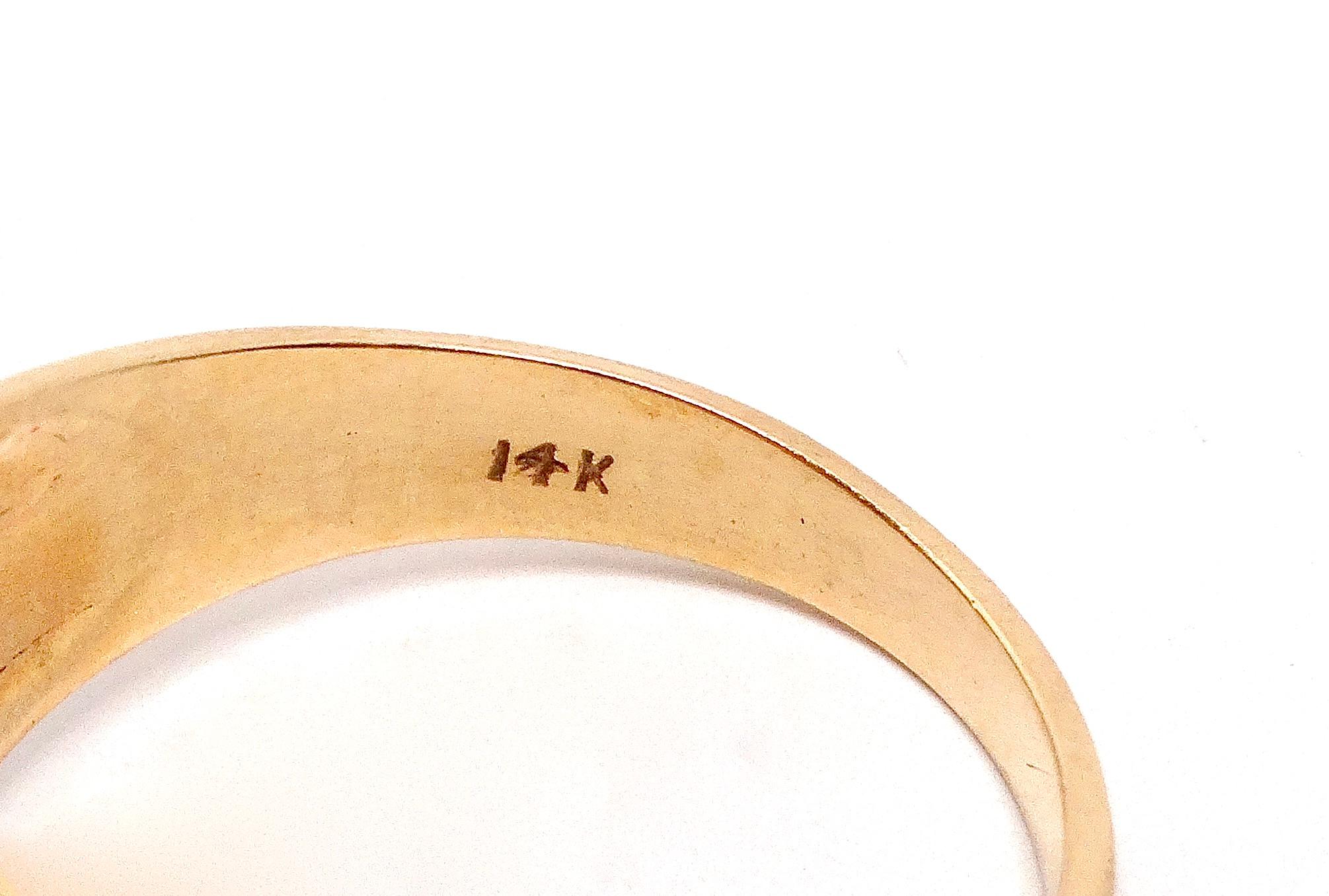 14k Yellow Gold European Cut Natural Diamond Cocktail Ring Circa 1950s For Sale 3