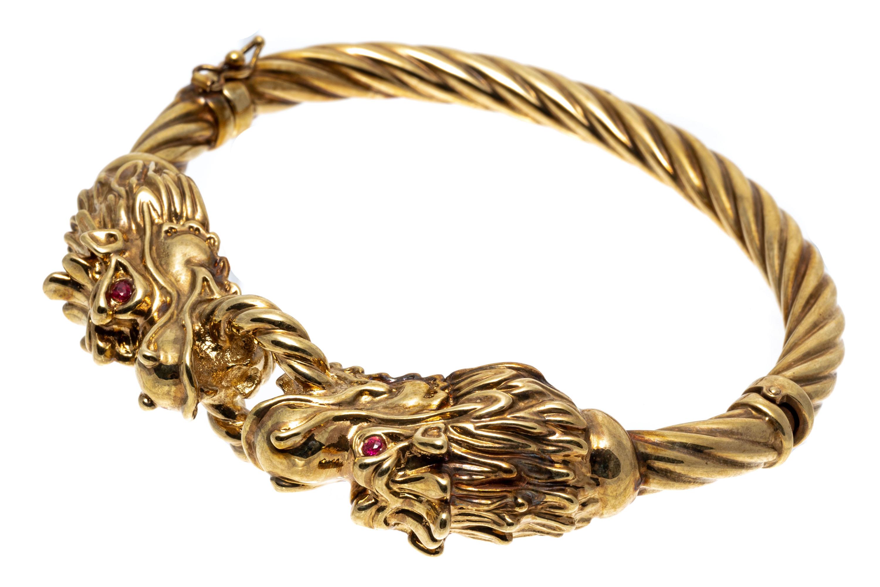 14k Yellow Gold Facing Dragons Hinged Twisted Bangle Bracelet In Good Condition In Southport, CT