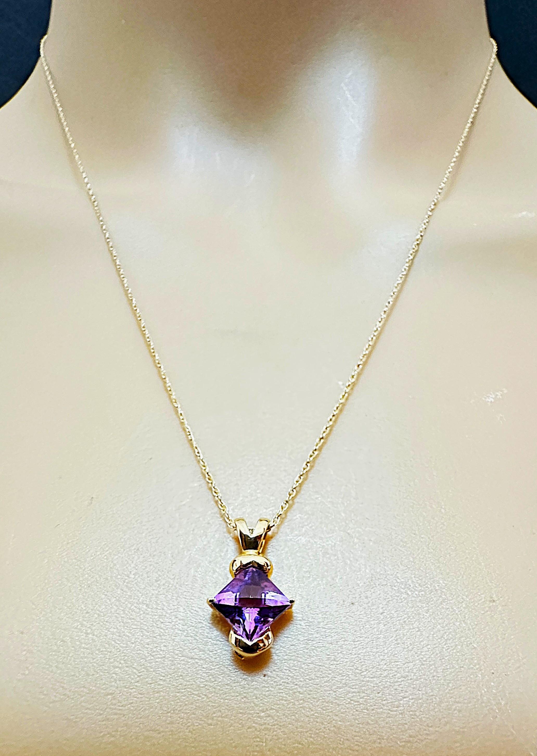 Women's 14K Yellow Gold 1.70 Carat Fancy Cut Amethyst Pendant Necklace