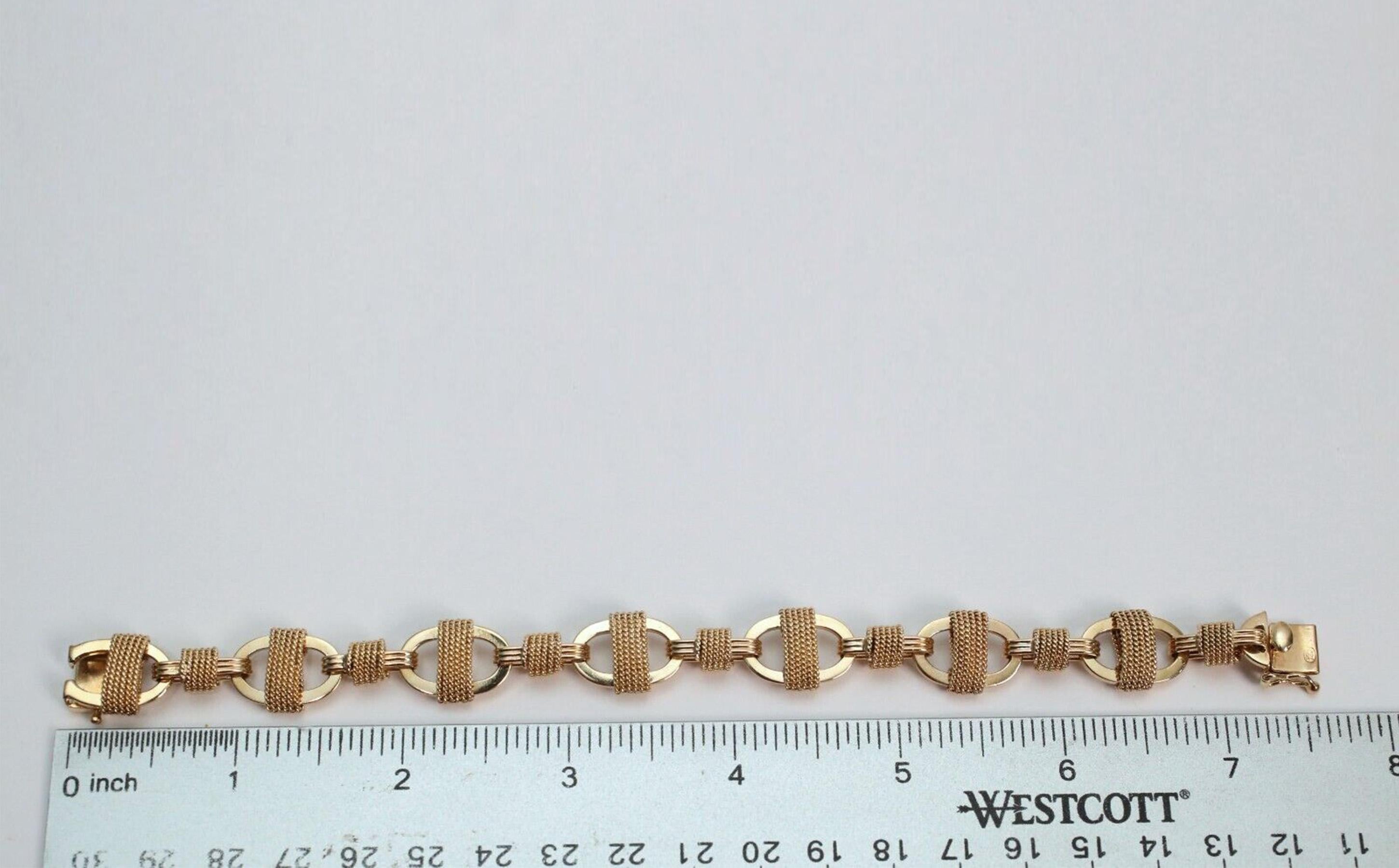 14k Yellow Gold Fancy Mariner Oval Link Bracelet, 7.75 inches - 30.8g For Sale 1
