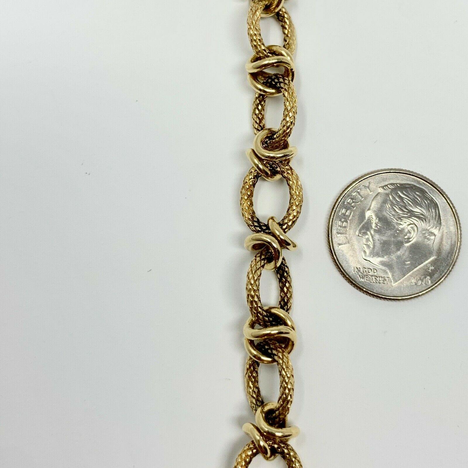 14 Karat Yellow Gold Fancy Textured Cable Link Bracelet In Good Condition In Guilford, CT