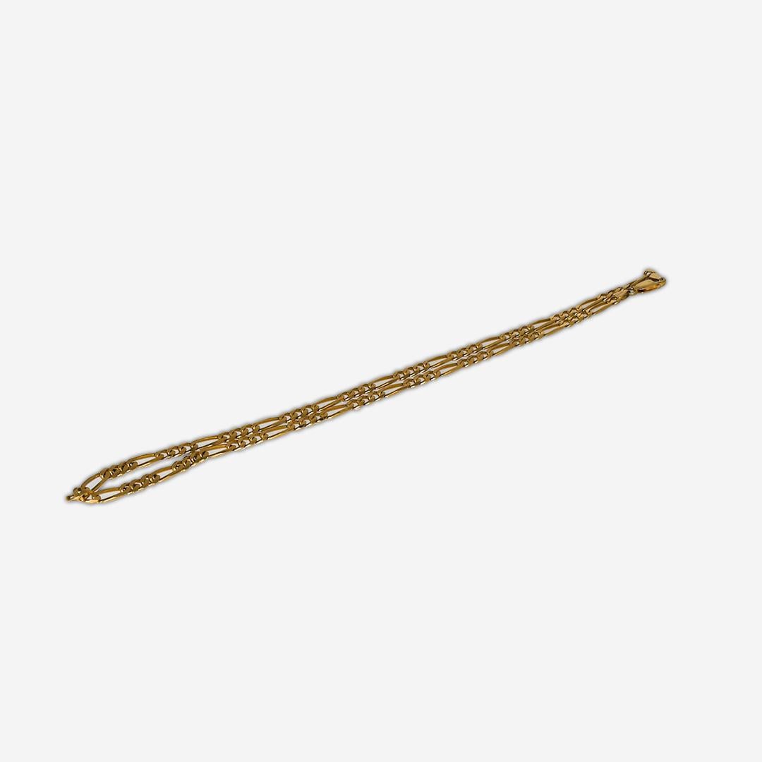 14k yellow gold Figaro link chain.
Stamped 14k Italy and weighs 12.5 grams.
Measures 26 inches long and 4mm wide.
Excellent condition.