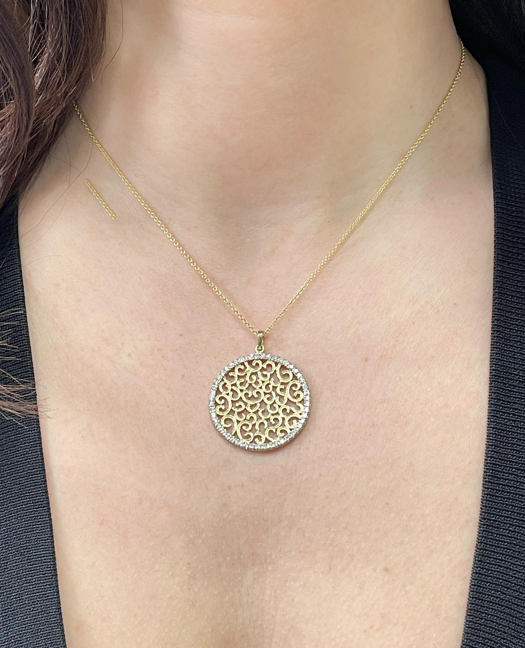 Round Cut 14K Yellow Gold Filigree Circle Medallion Pendant Necklace with Diamonds For Sale