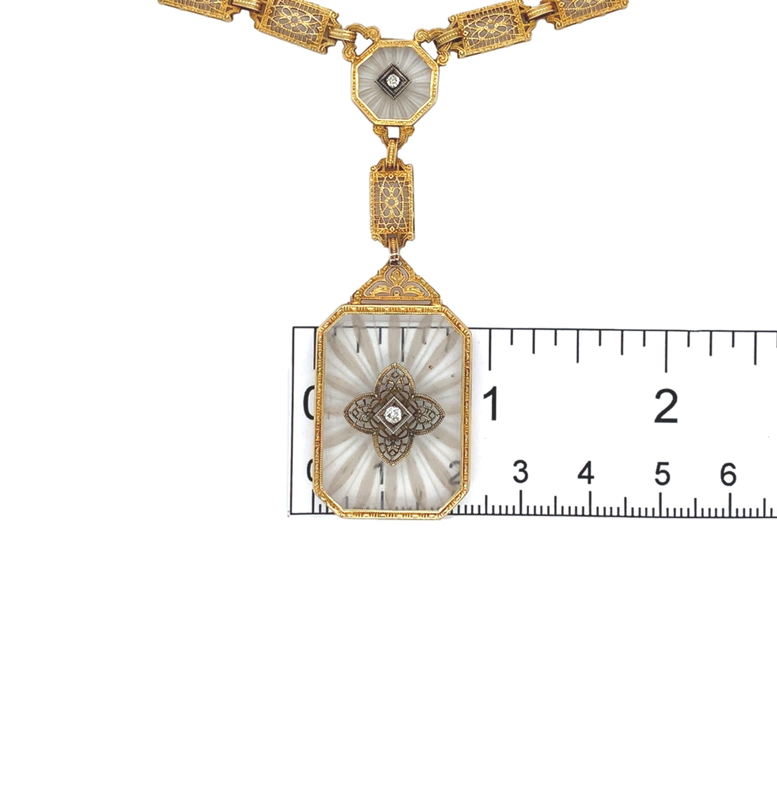 Collier en or jaune 14K filigrané avec pendentif en cristal de roche et diamants 22