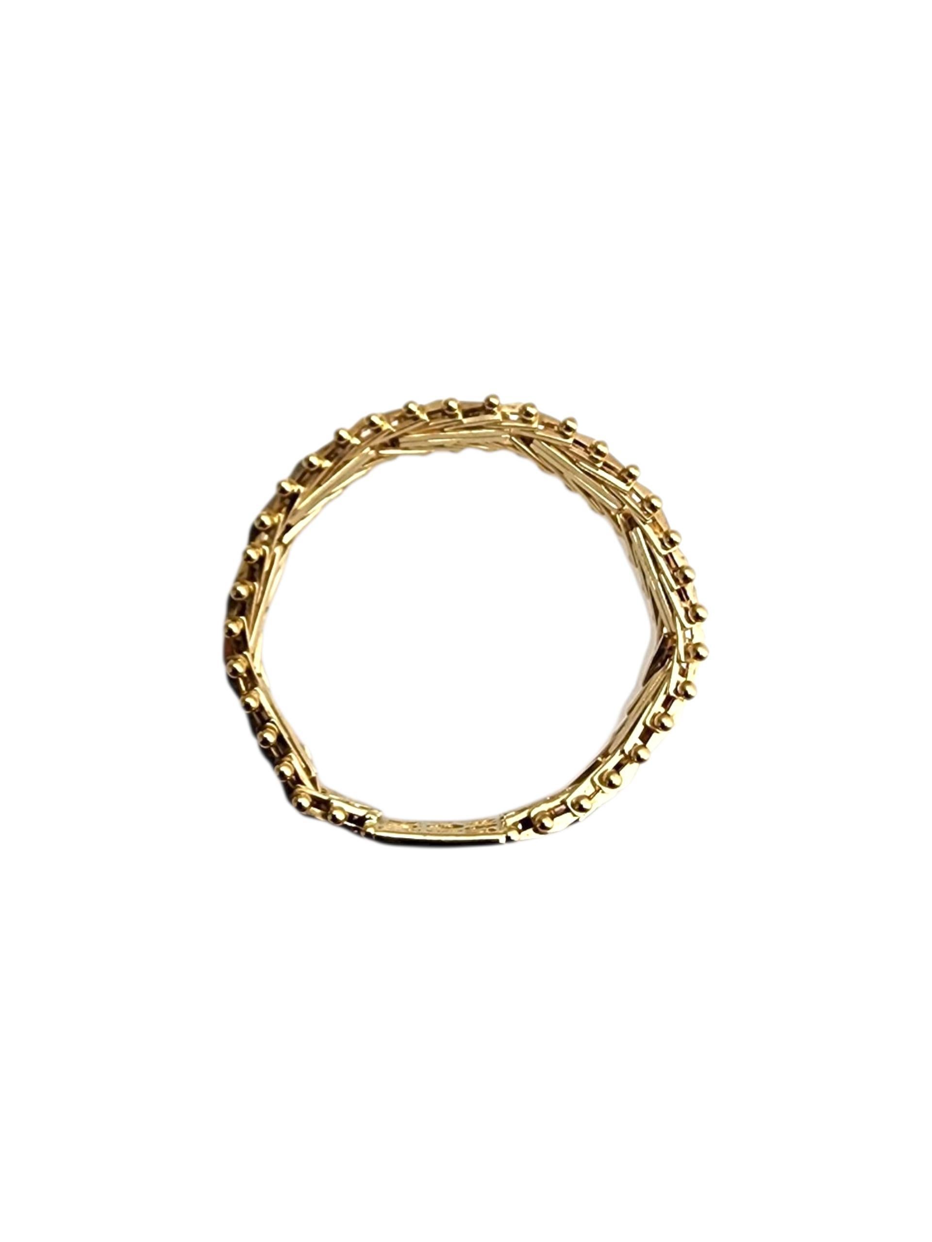 14K Gelbgold Flexibler Ring

Dieser biegsame Ring ist mit einer Gliederkette versehen und ist das perfekte Statement für jeden Tag. Dieser sorgfältig gearbeitete Ring aus 14-karätigem Gelbgold ist eine stilvolle Ergänzung zu Ihrer Sammlung.

Punze: