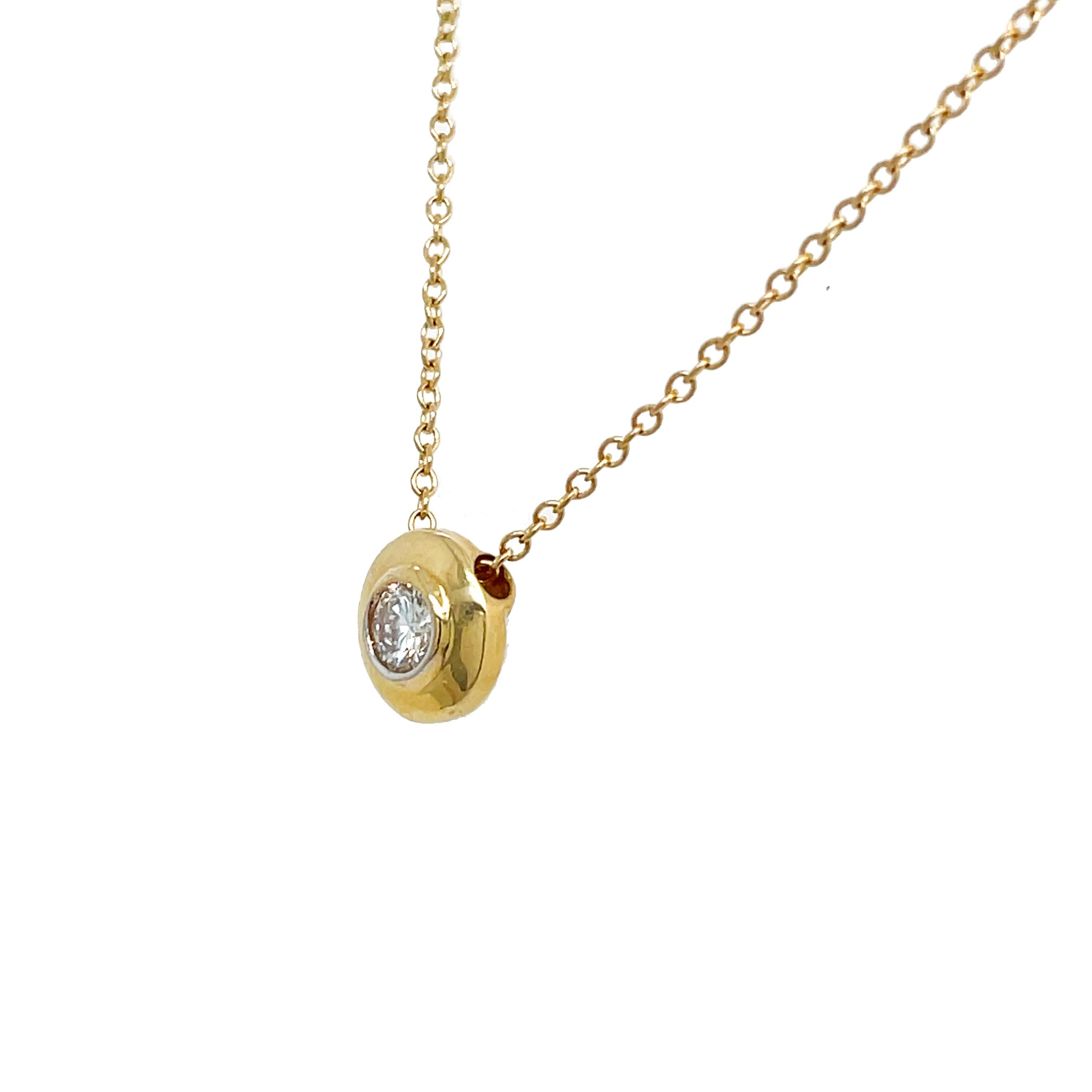 Contemporary 14K Yellow Gold Floating Diamond Bezel Pendant Necklace For Sale
