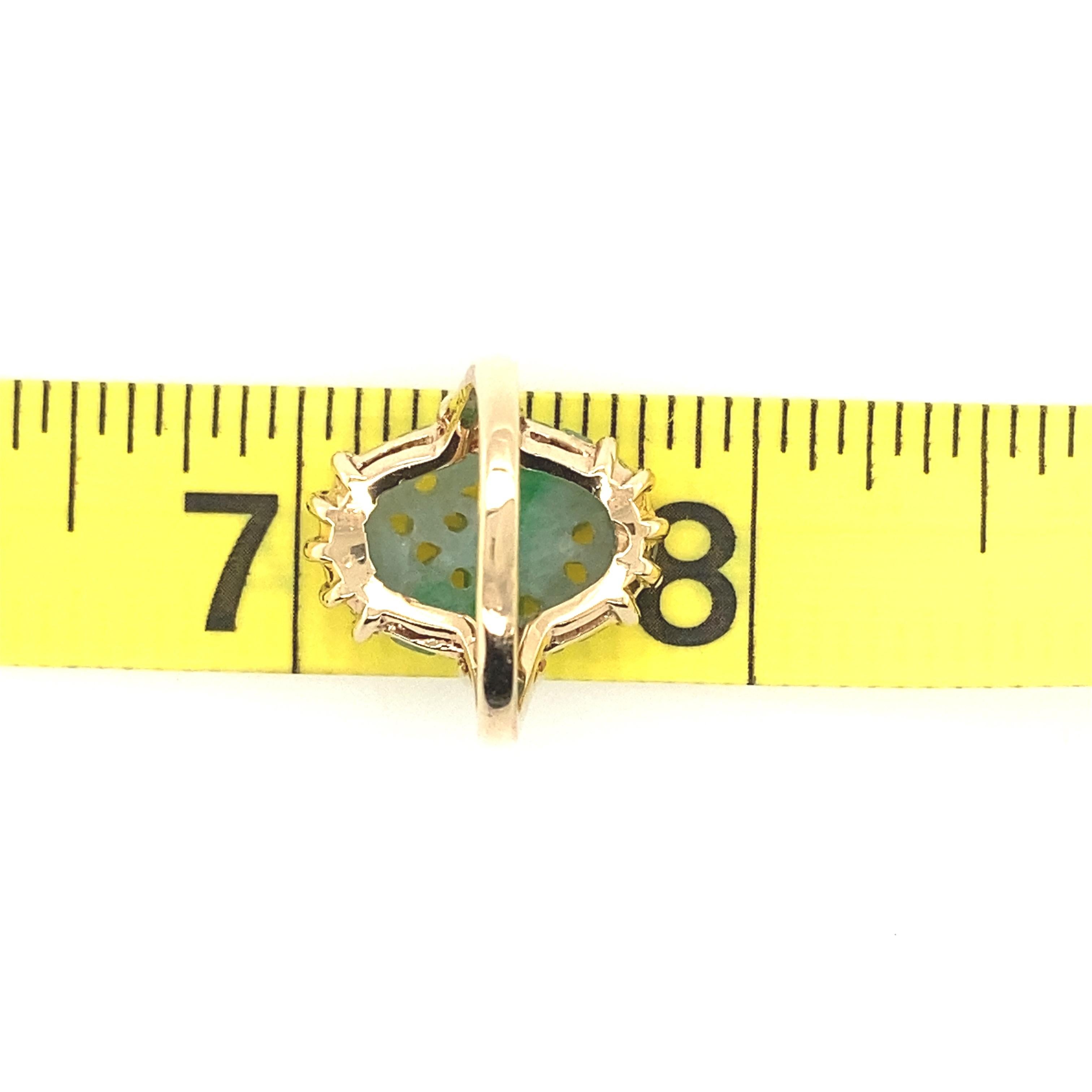 Art Deco 14K Yellow Gold Floral Carved Jadeite 1930s Ring